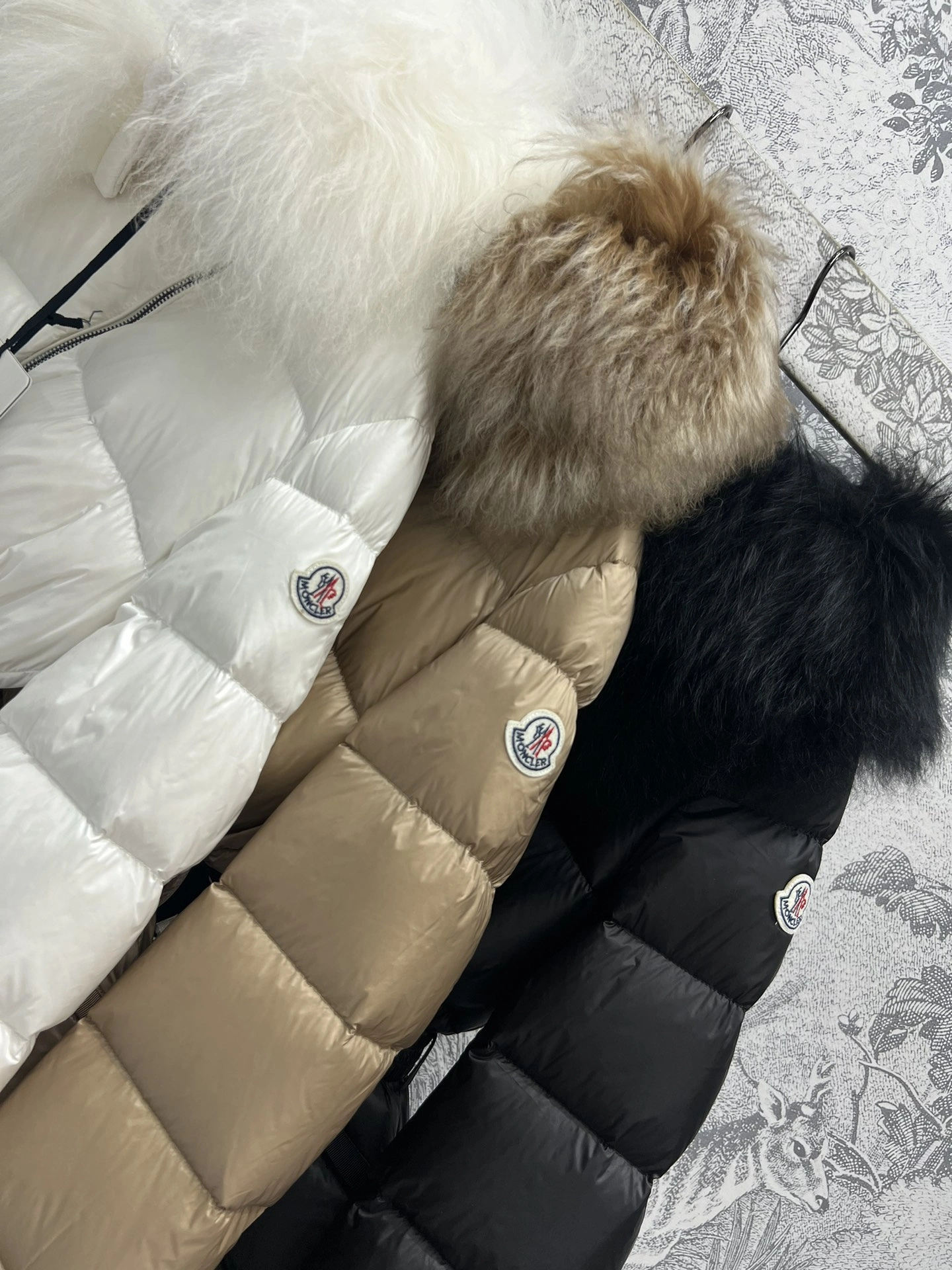 Moncler Down Jackets Contemporary 145960