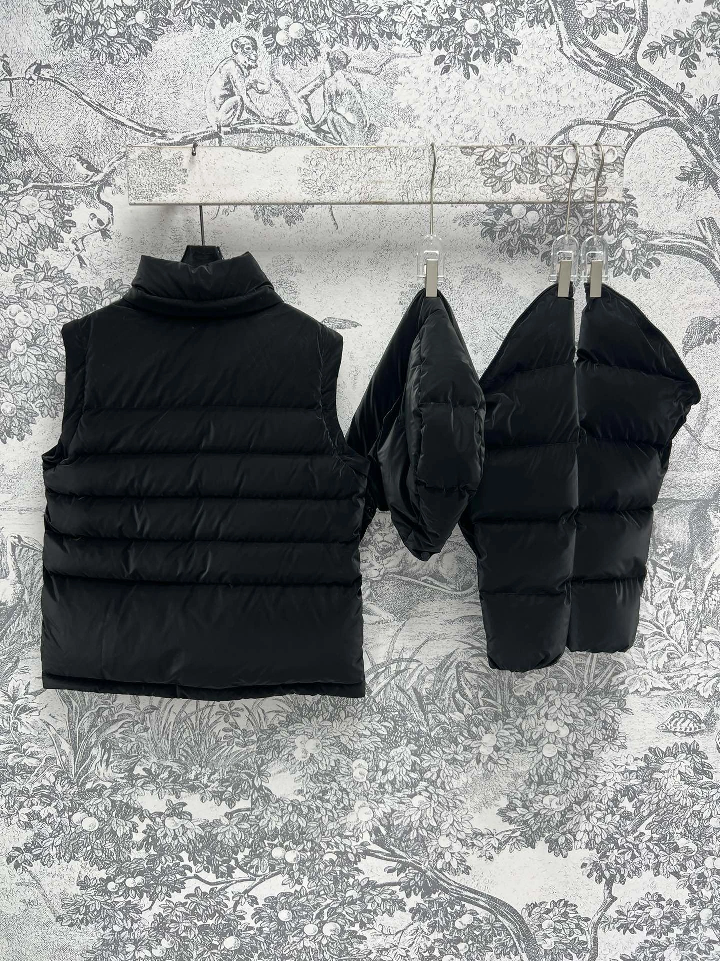 BestValue Moncler Down Jackets 145952