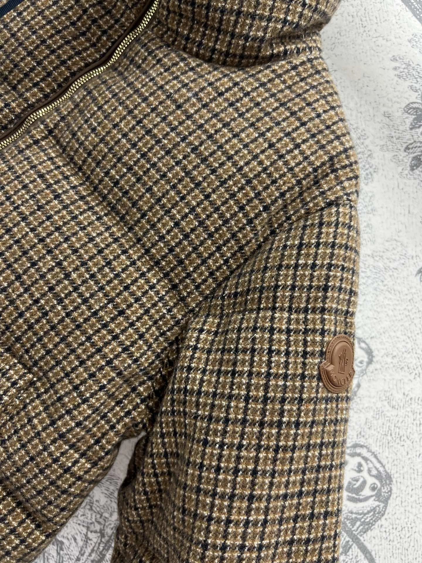 MoistureWicking Moncler Down Jackets 145958