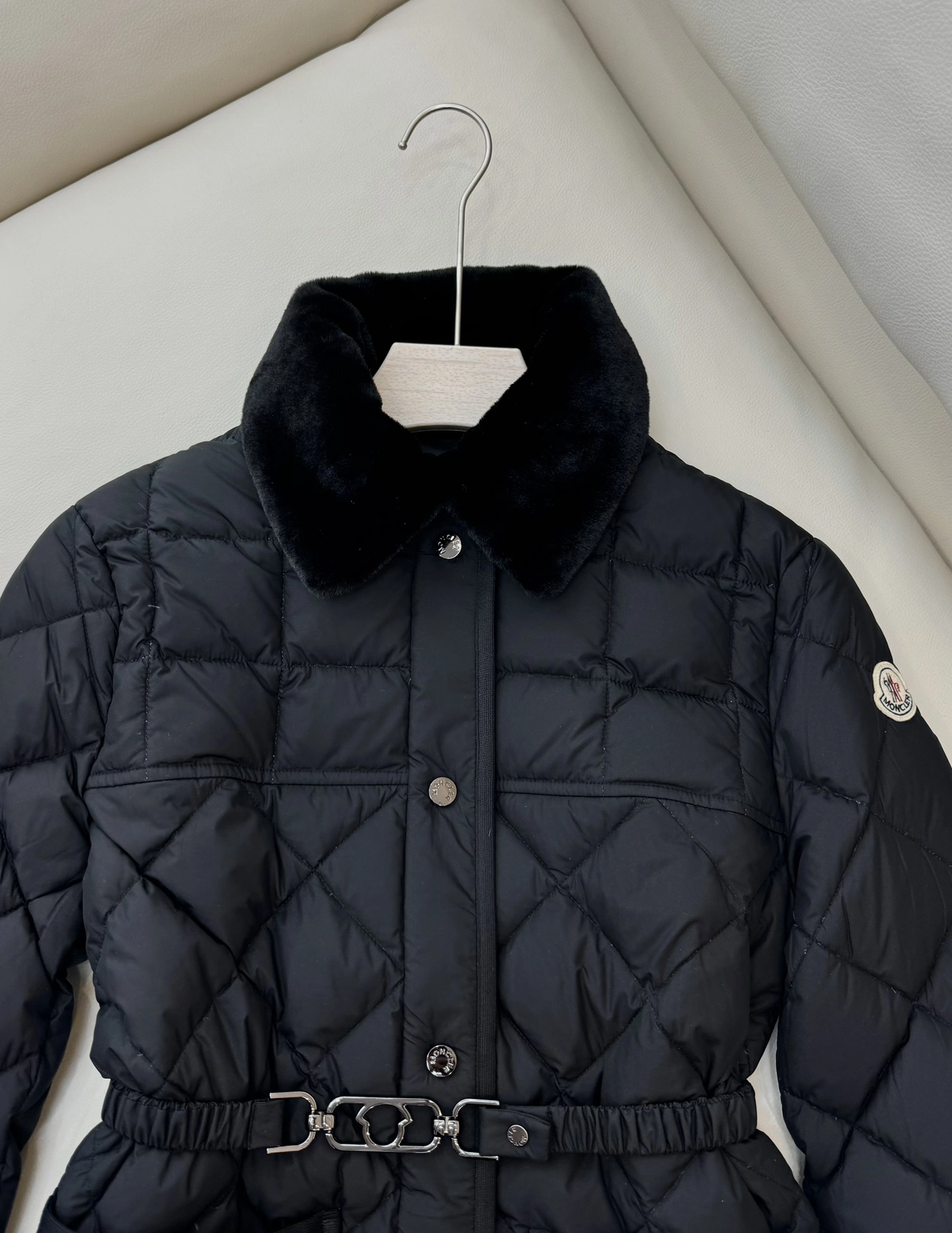 Comfortable Moncler Down Jackets 145954