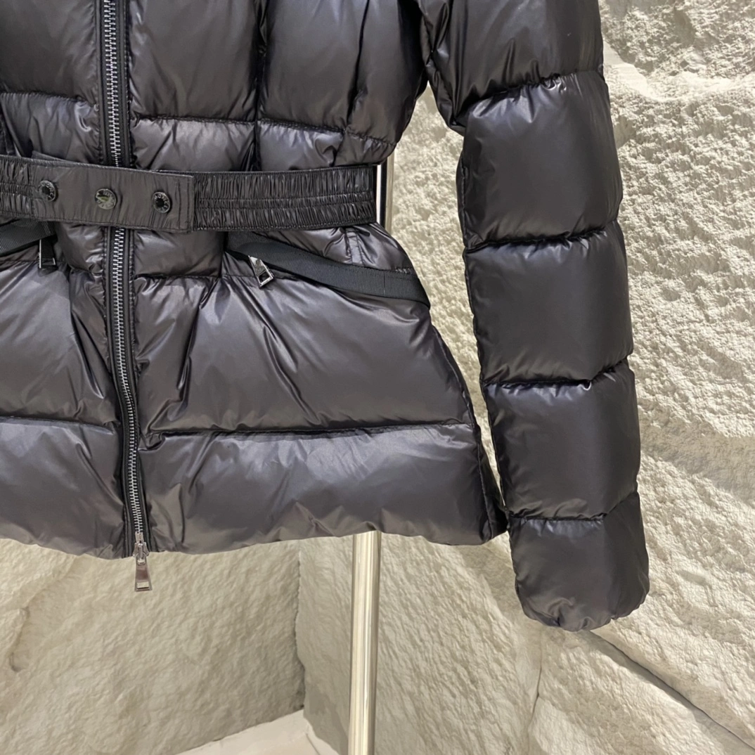 Moncler Down Jackets Resilient 145950