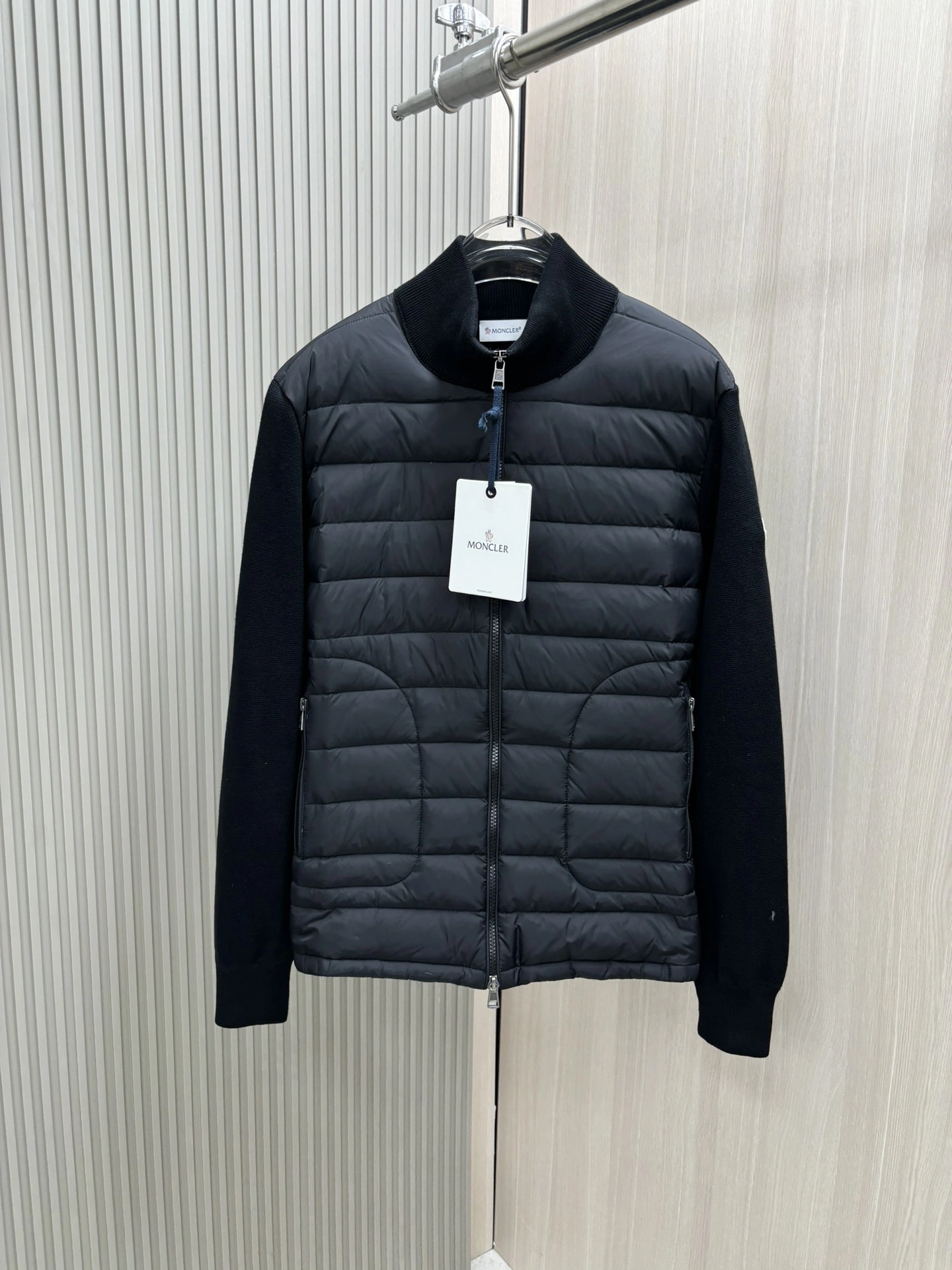 Durable Moncler Down Jackets 145942