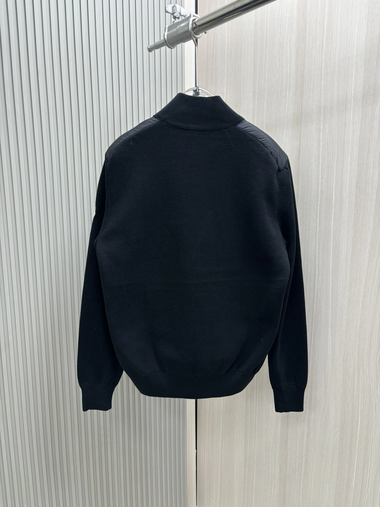 Durable Moncler Down Jackets 145942