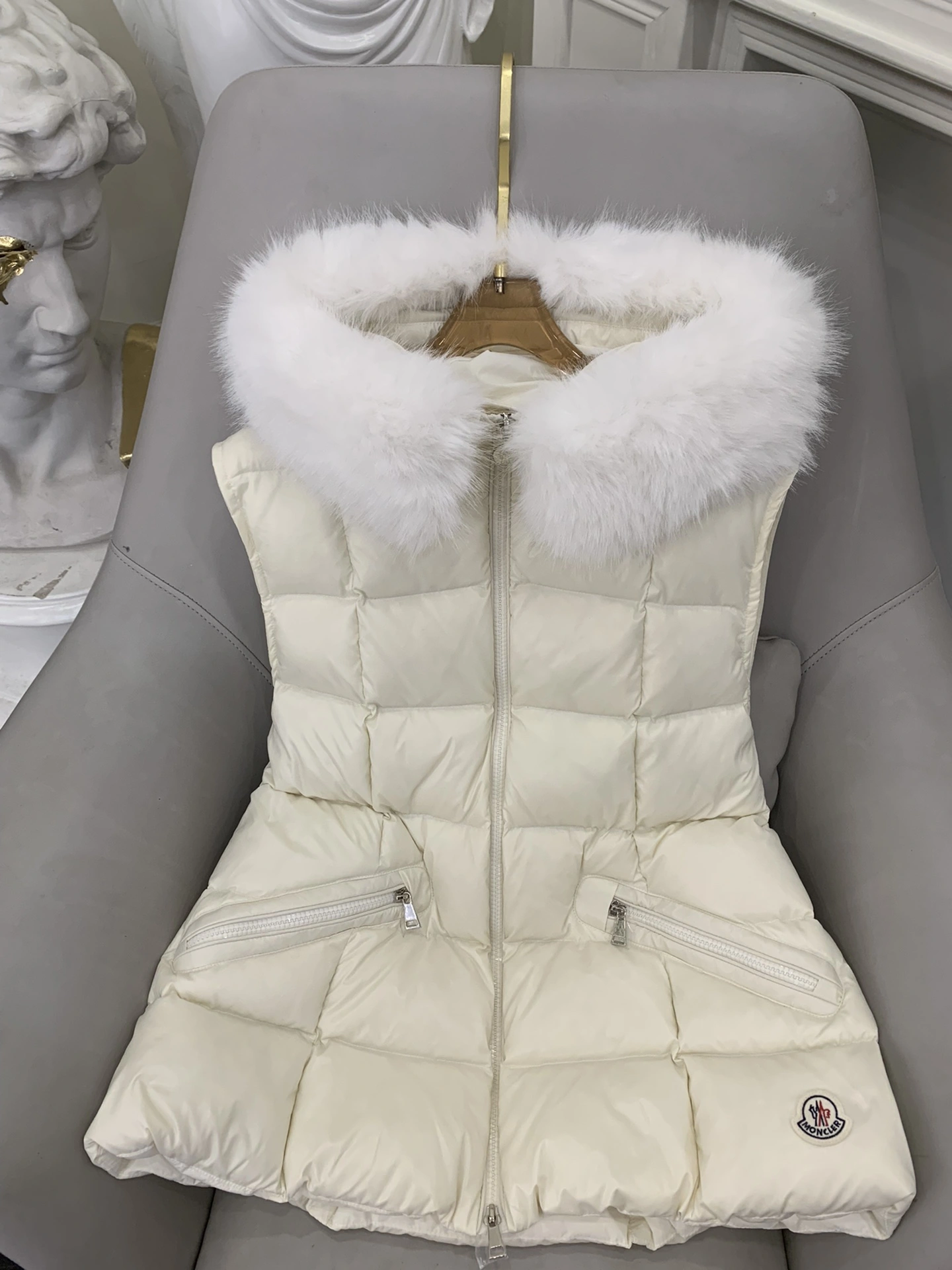 ZipUp Moncler Down Jackets 145957