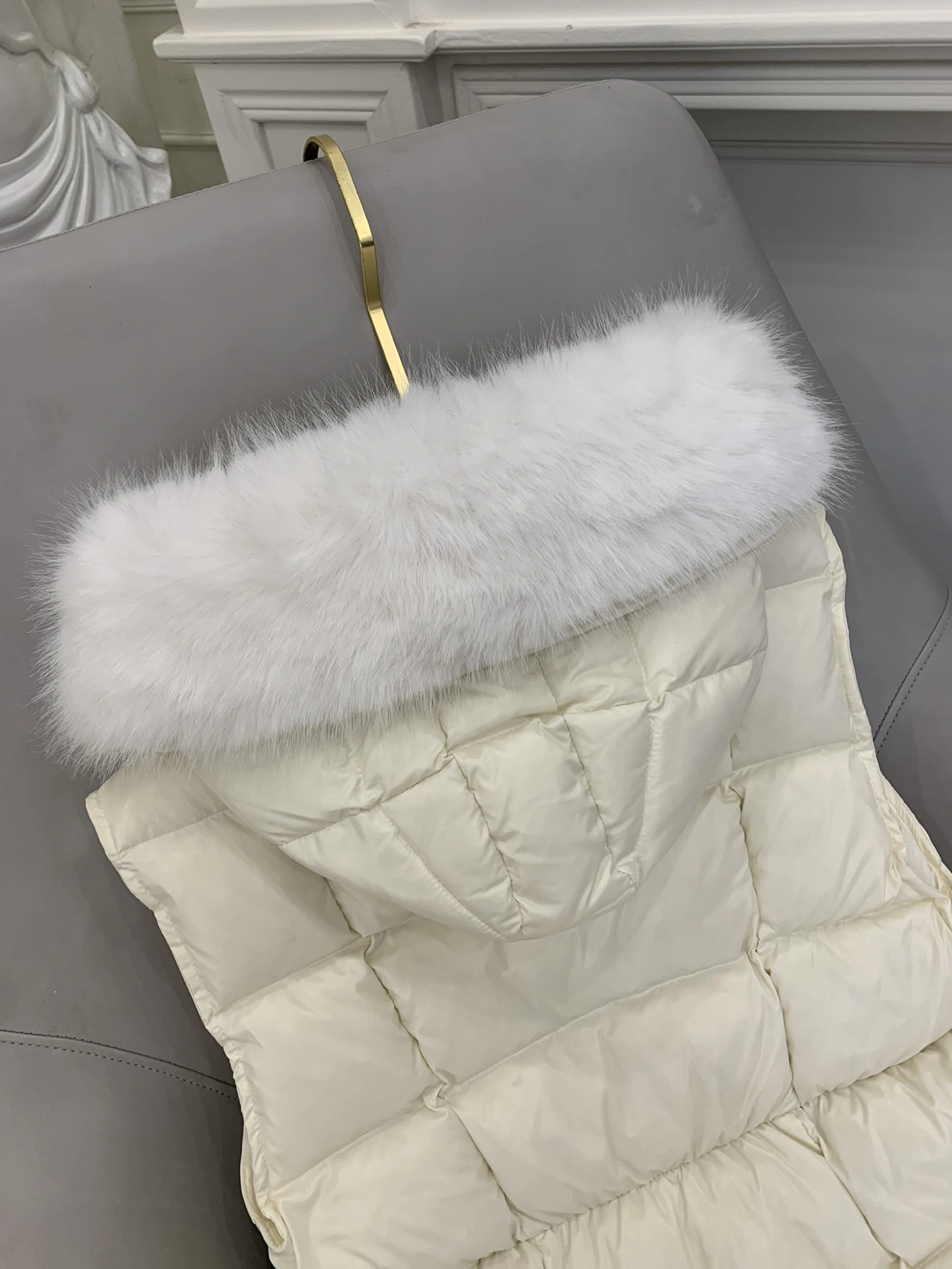 ZipUp Moncler Down Jackets 145957