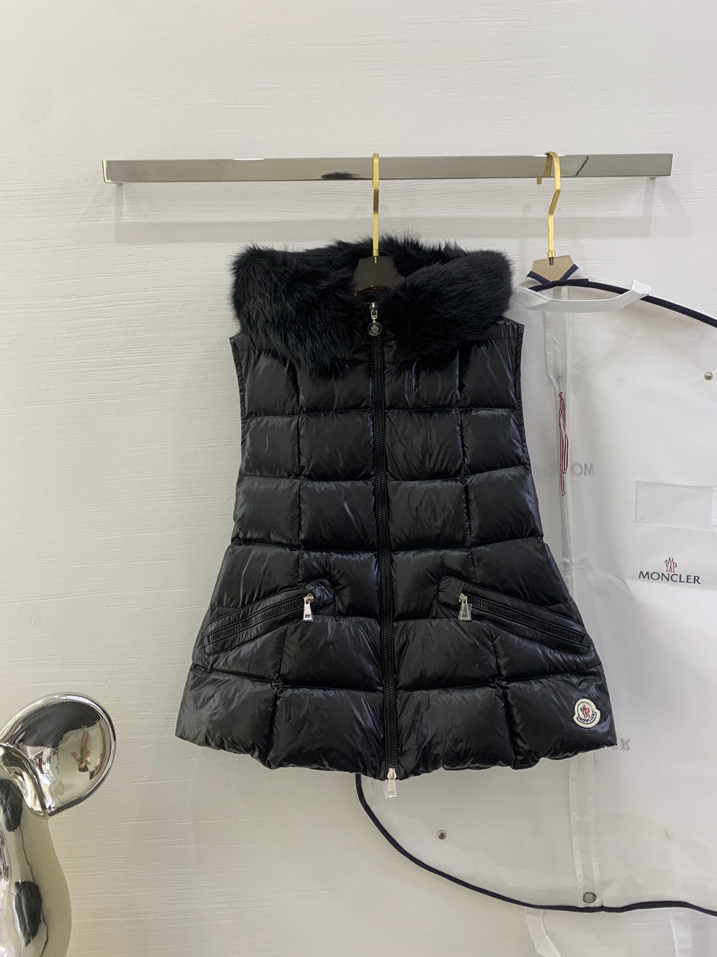Moncler Down Jackets Unique 145944