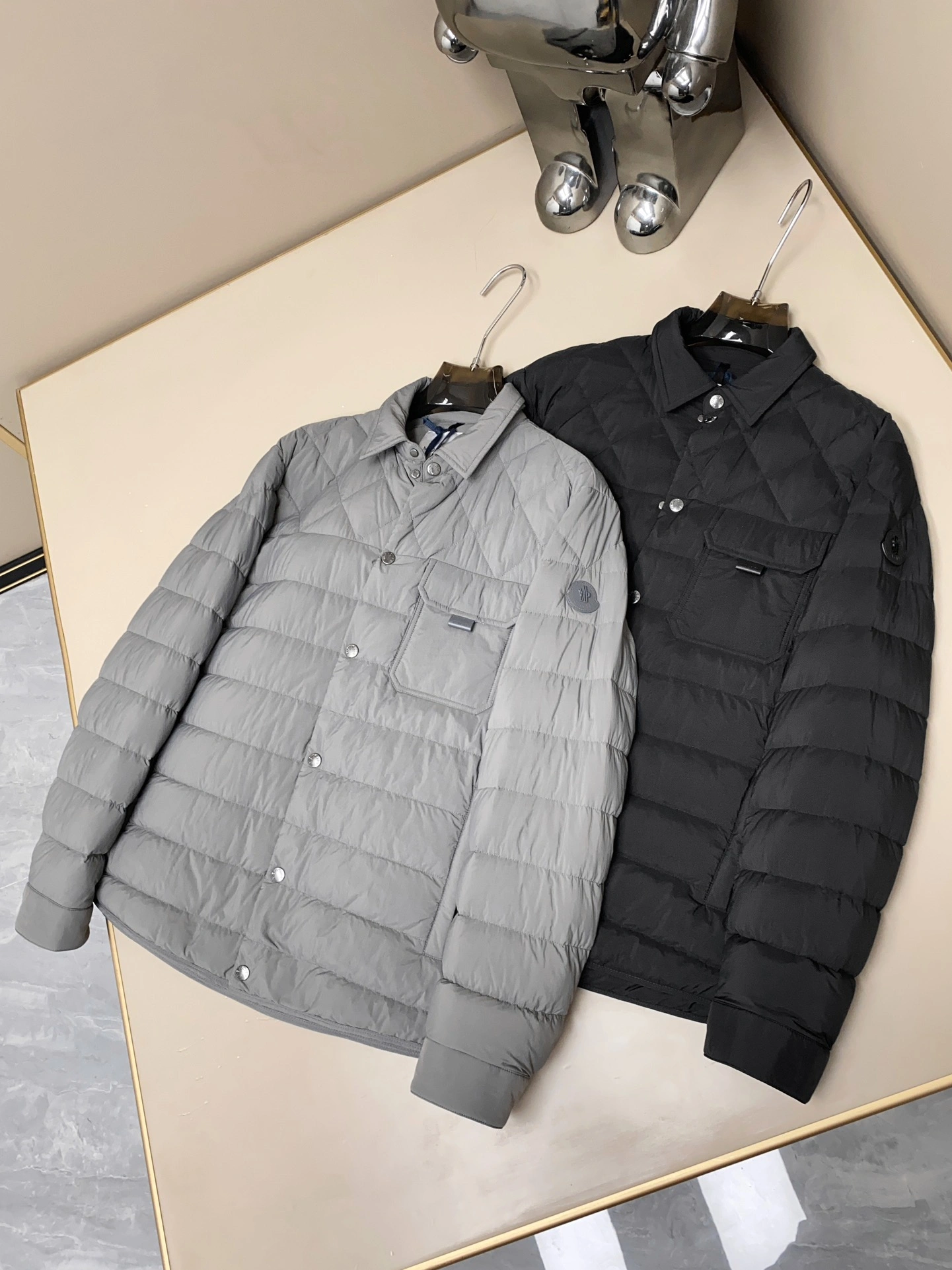 Durable Moncler Down Jackets 145946