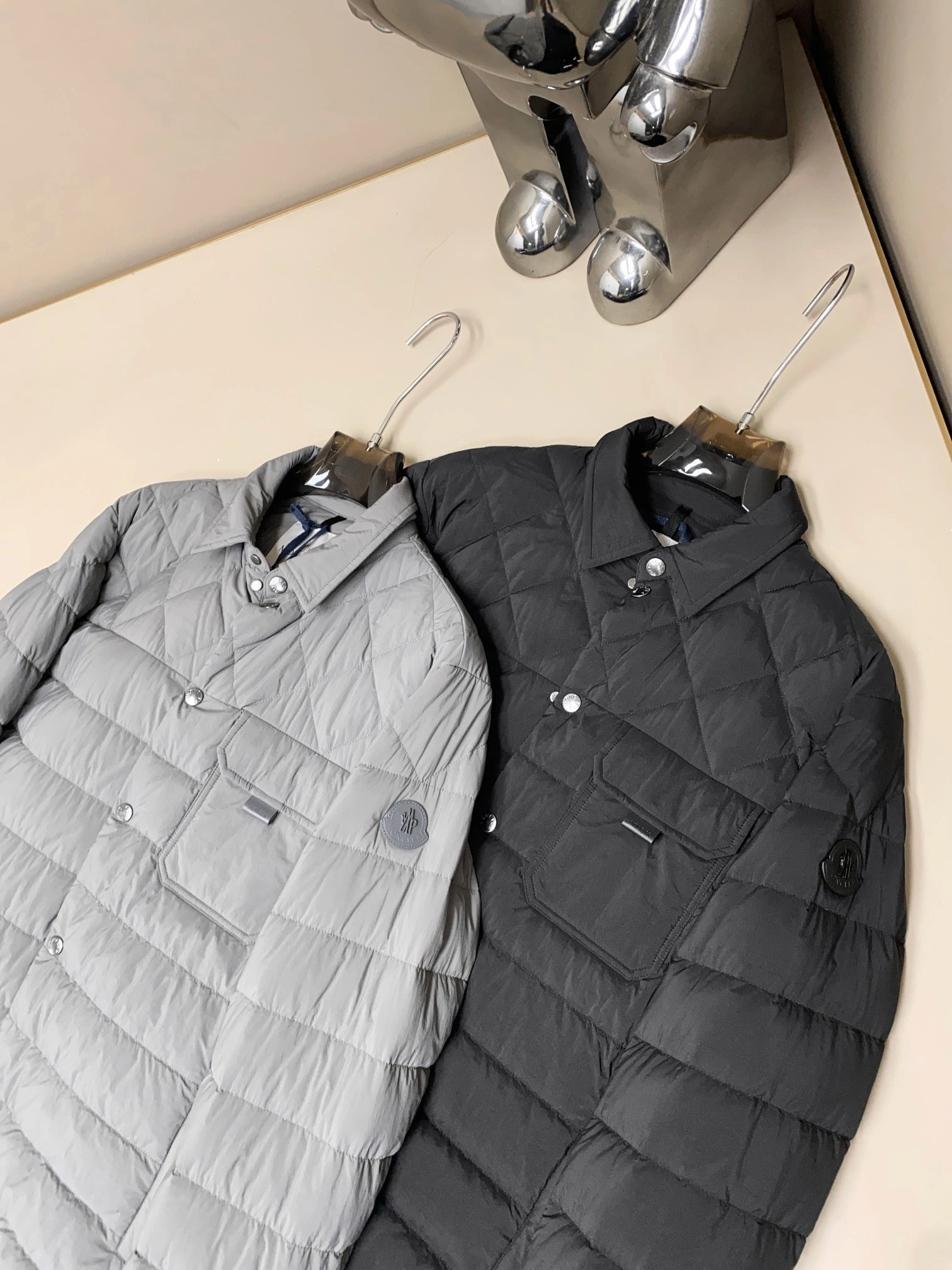 Durable Moncler Down Jackets 145946