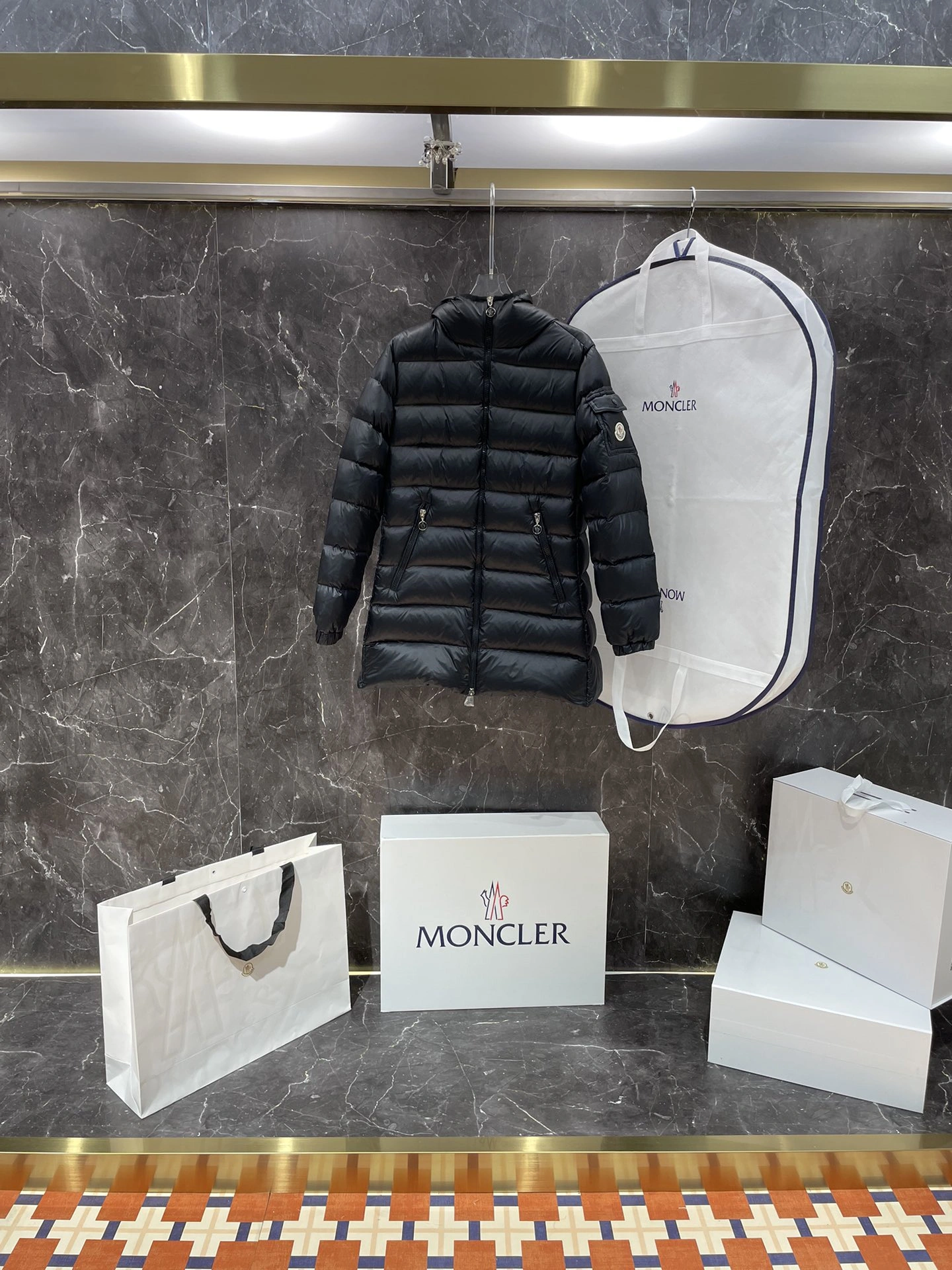 Moncler Down Jackets FashionForward 145937