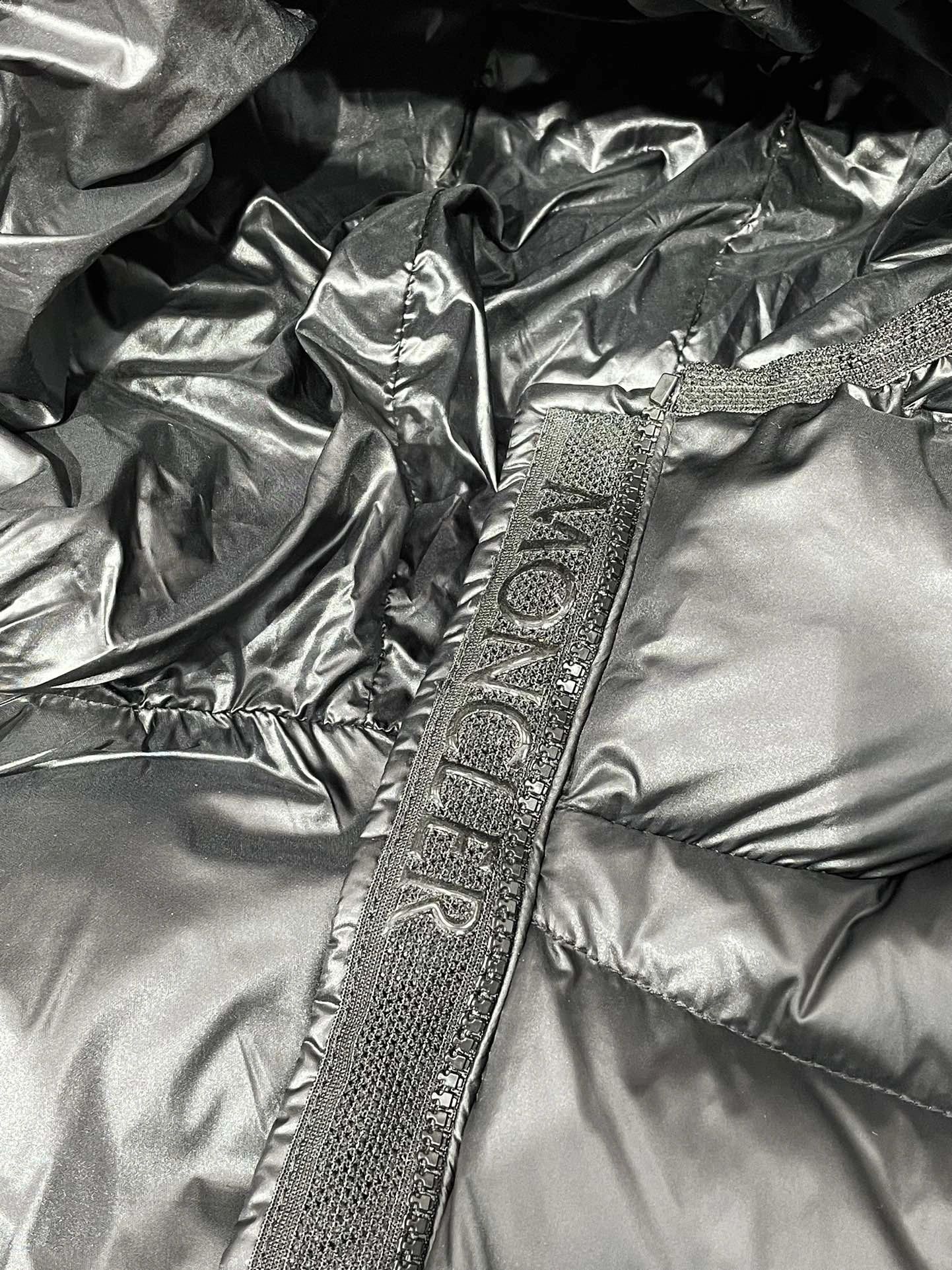 Moncler Down Jackets FashionForward 145937