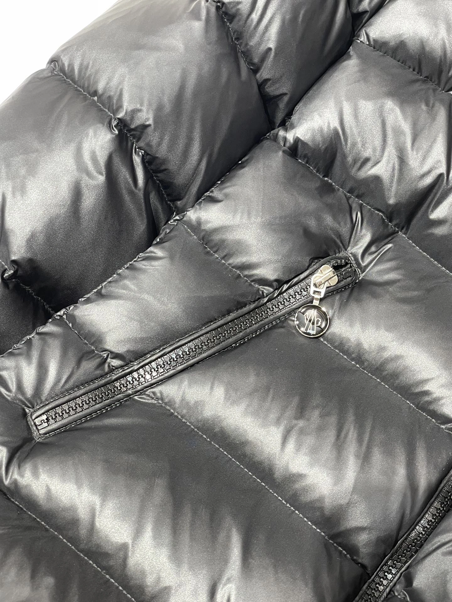 Moncler Down Jackets FashionForward 145937