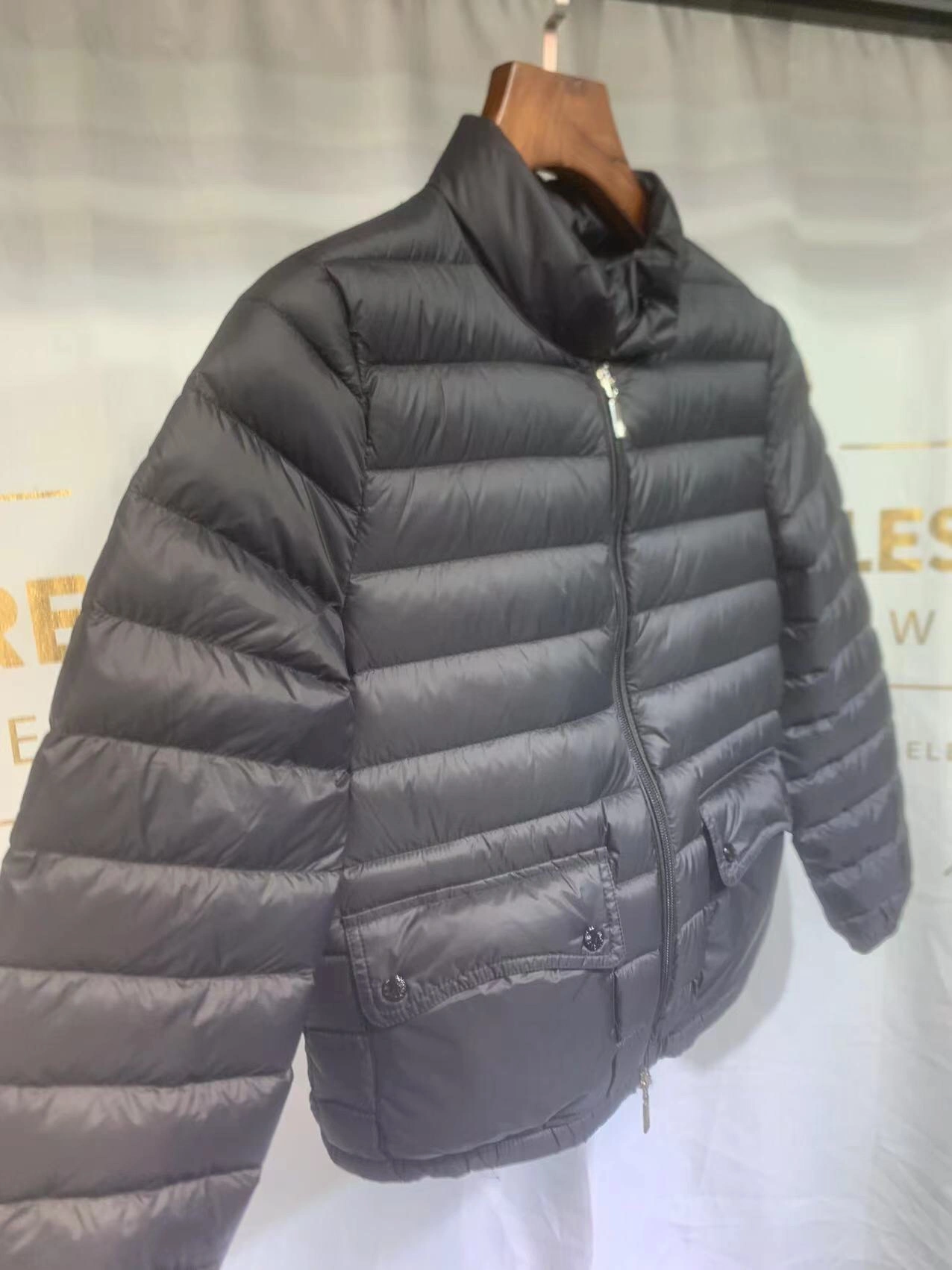 Moncler Down Jackets Durable 145935