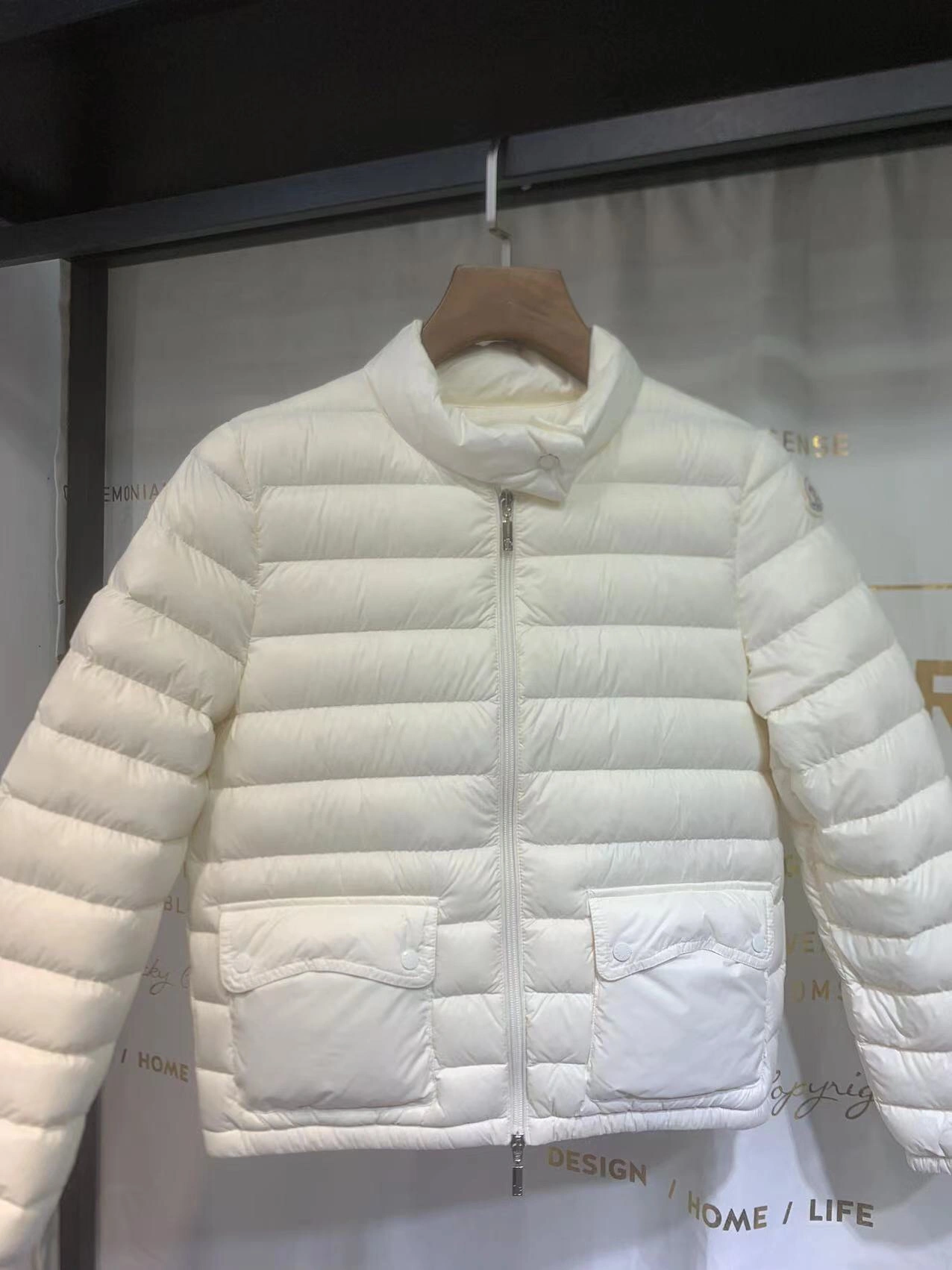 Modern Moncler Down Jackets 145934