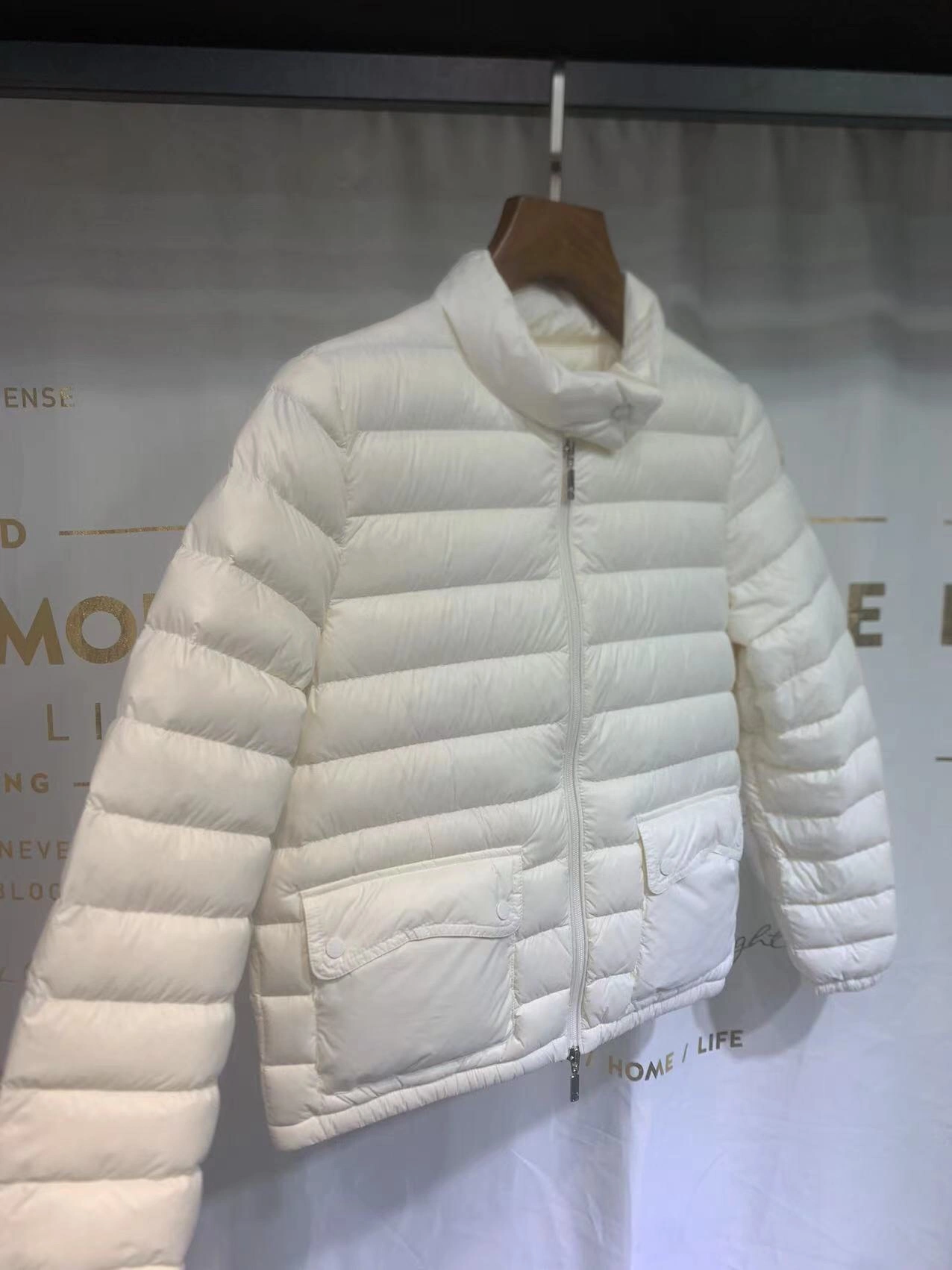 Modern Moncler Down Jackets 145934