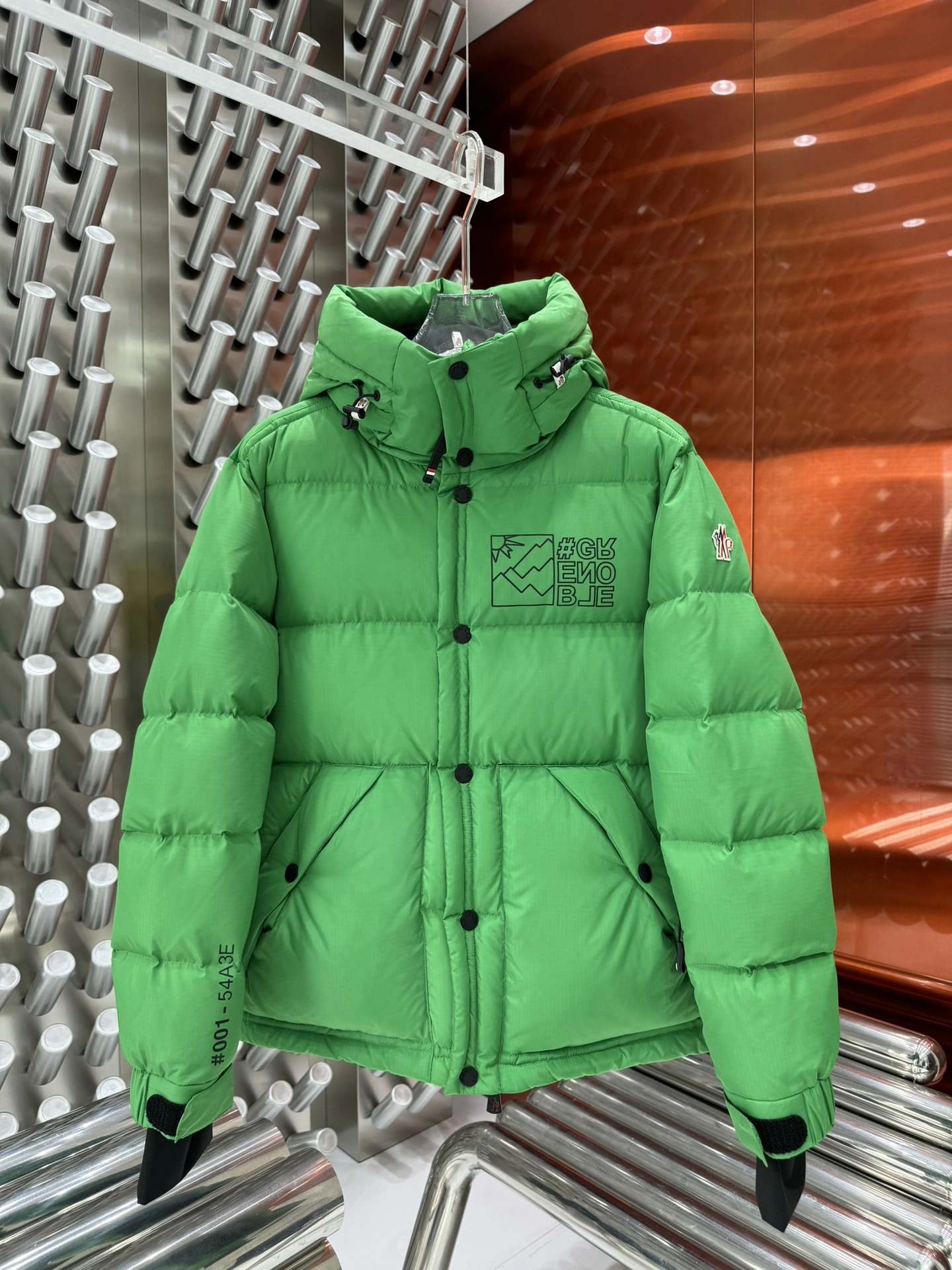 Moncler Down Jackets Tailored 145933