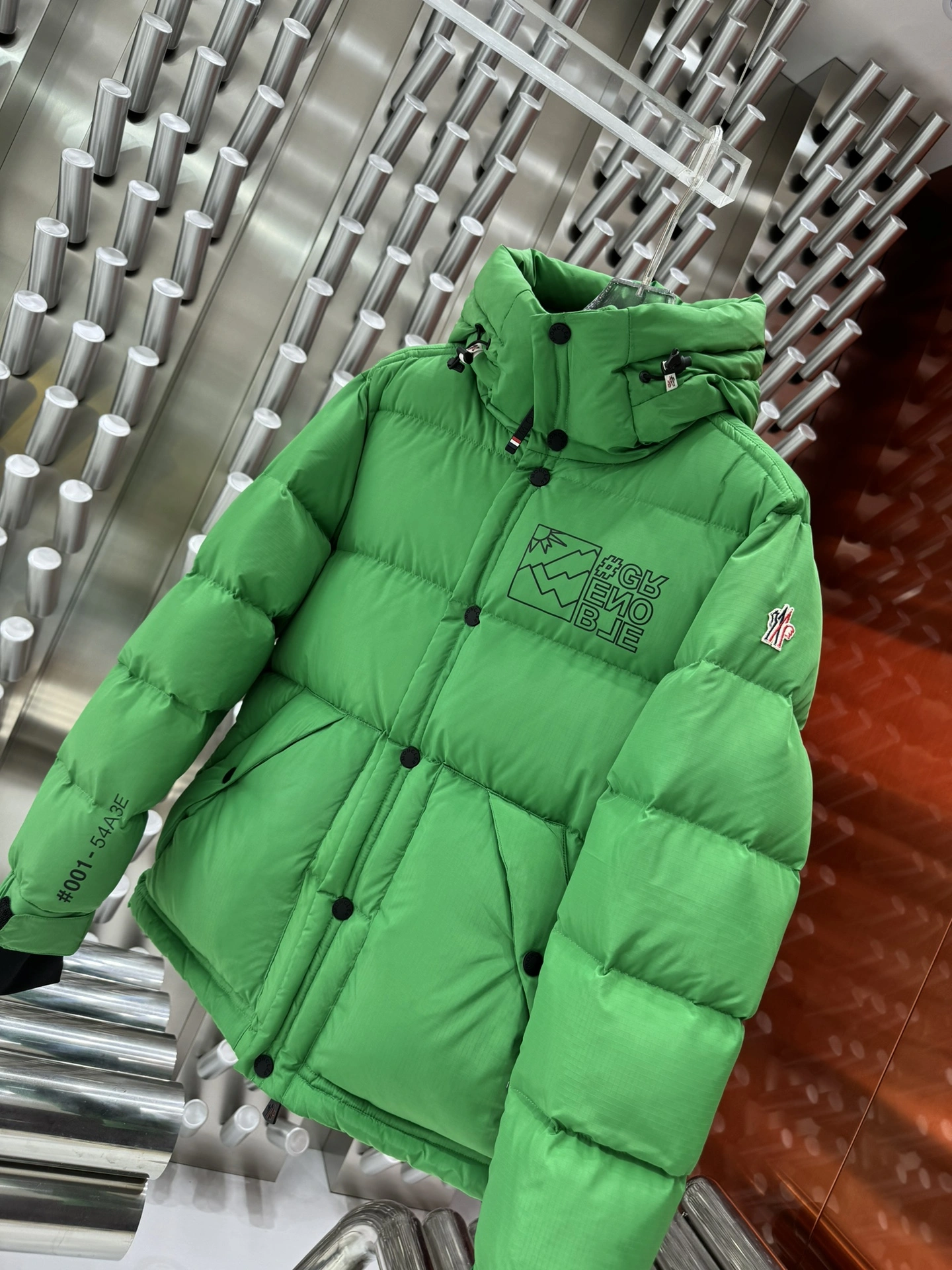 Moncler Down Jackets Tailored 145933