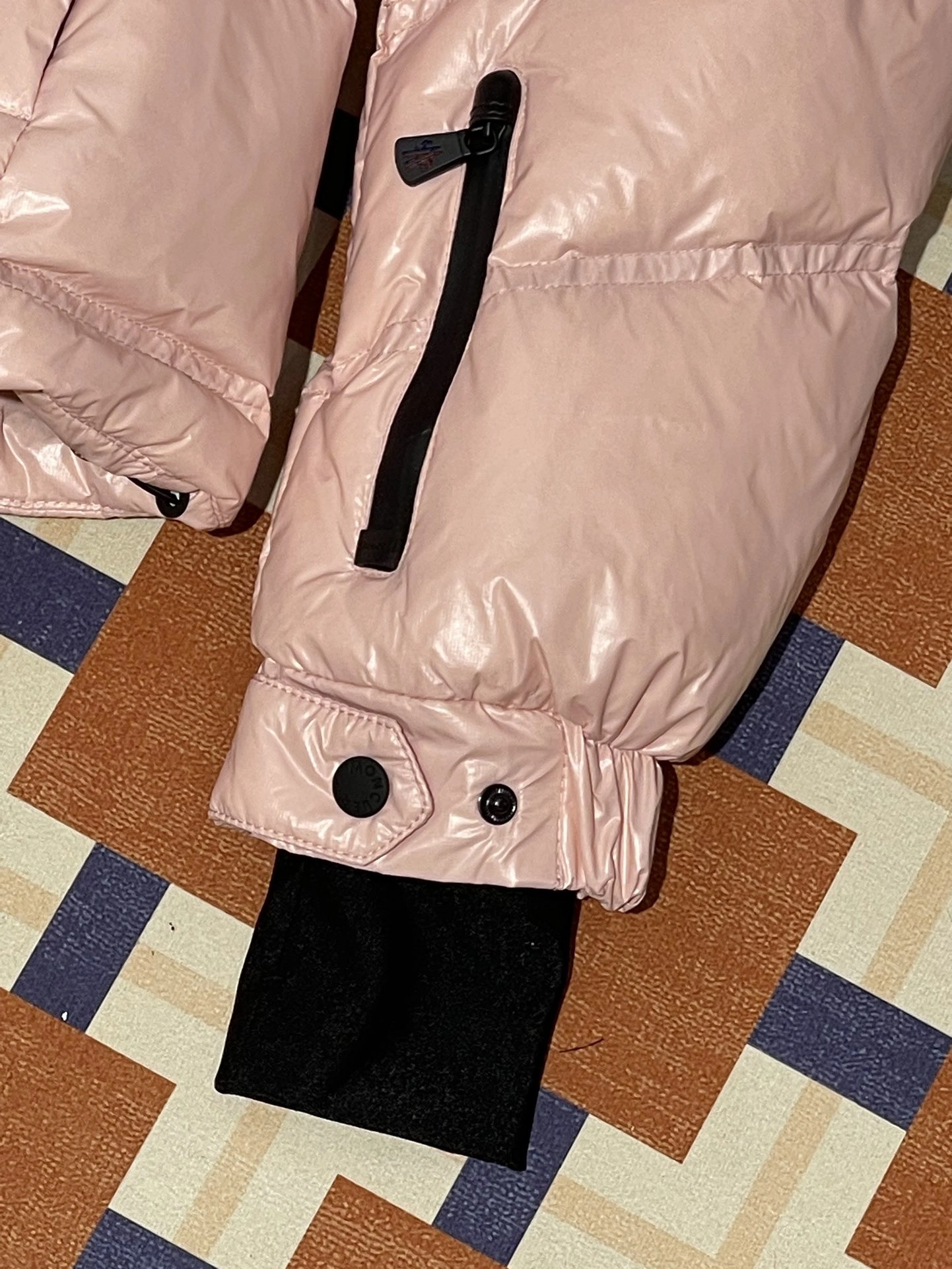 Affordable Moncler Down Jackets 145921