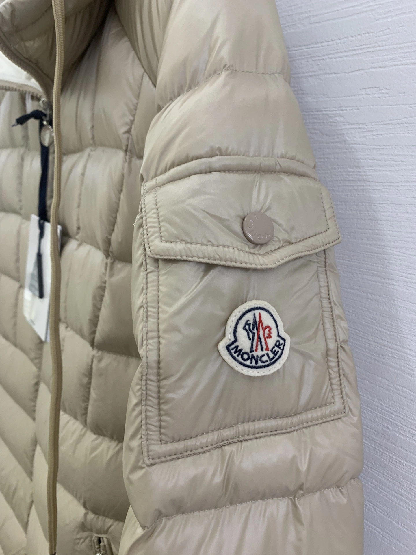 ModernLook Moncler Down Jackets 145918