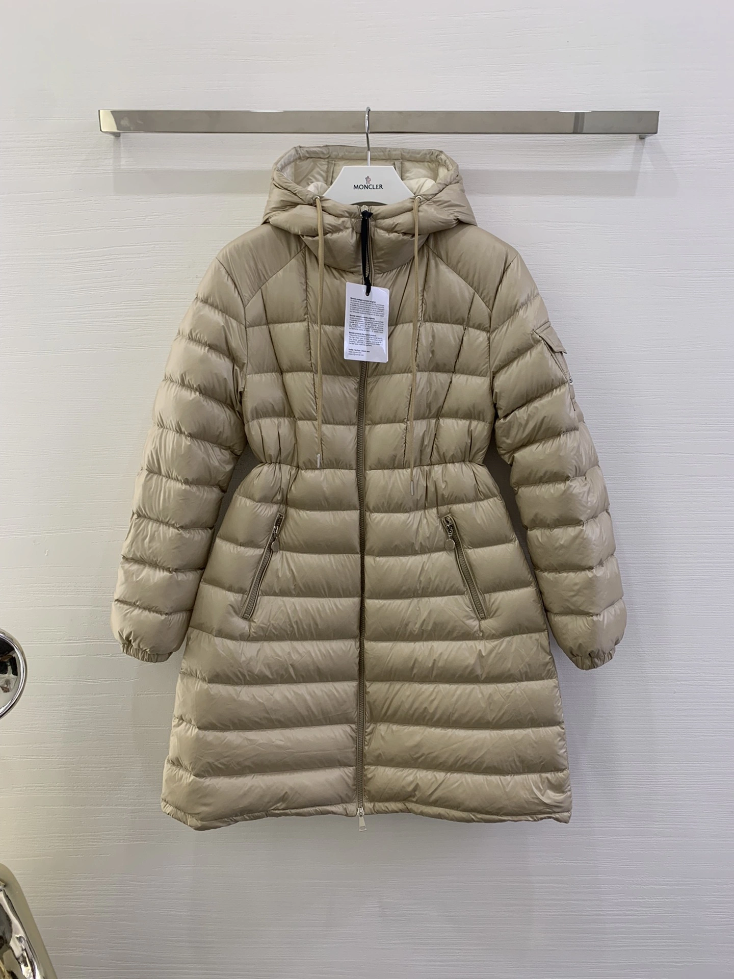 ModernLook Moncler Down Jackets 145918