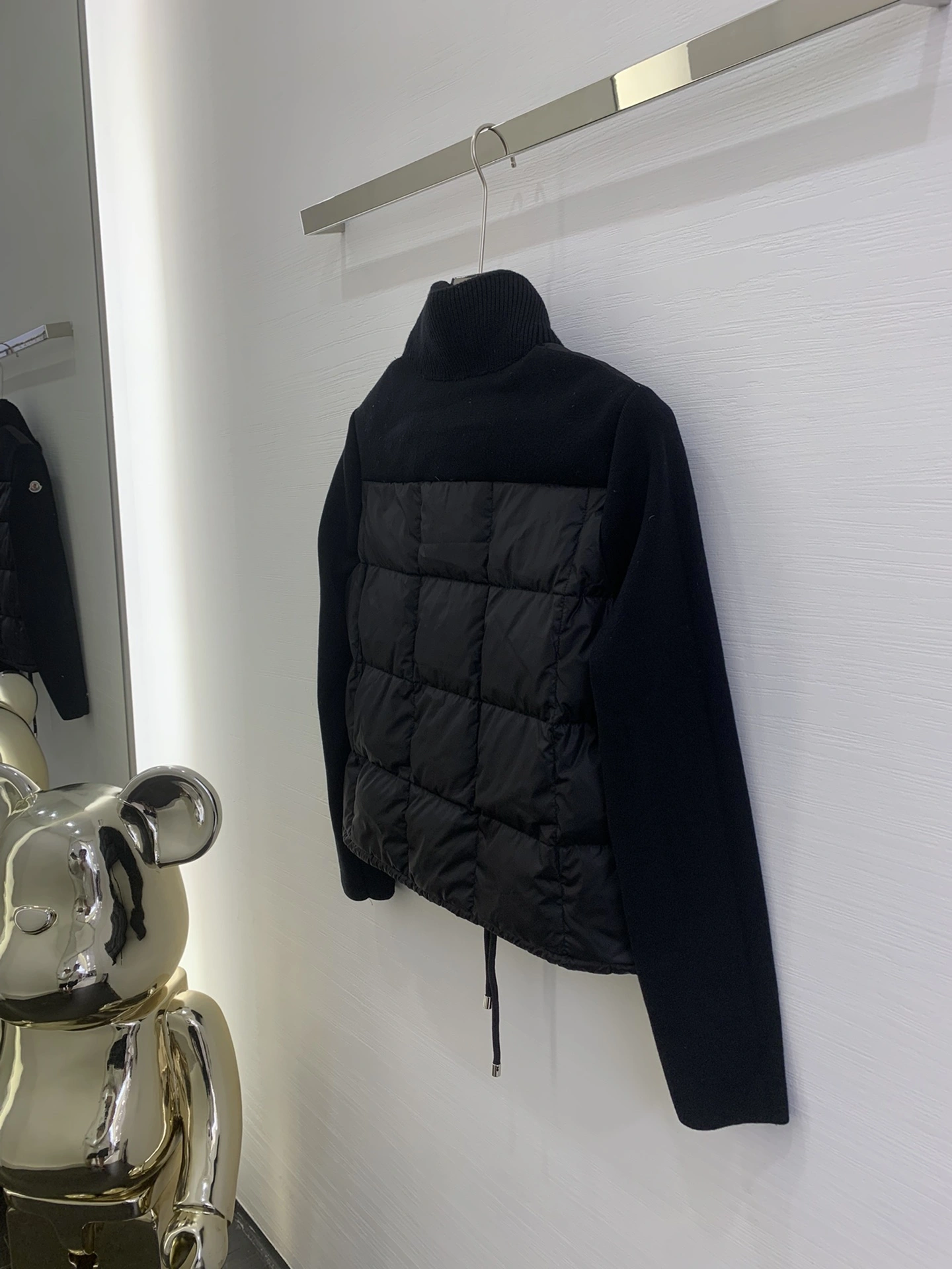 Moncler Down Jackets Functional 145909