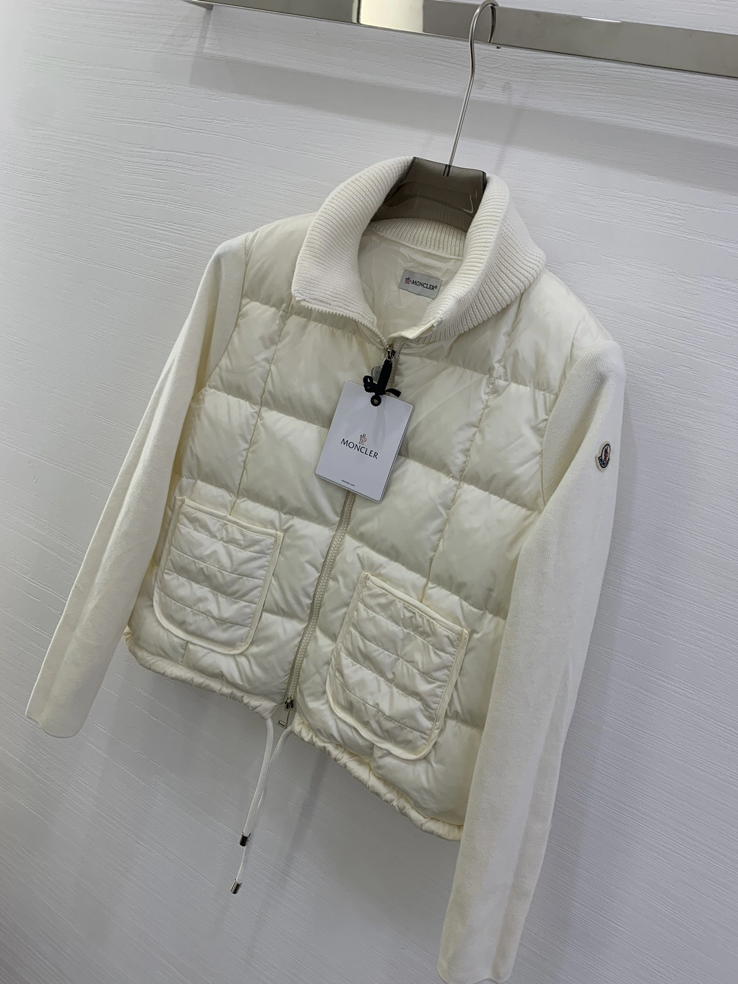 Moncler Down Jackets HighQuality 145915