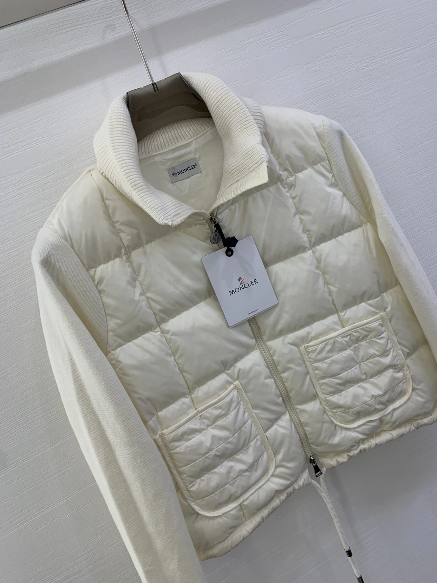 Moncler Down Jackets HighQuality 145915