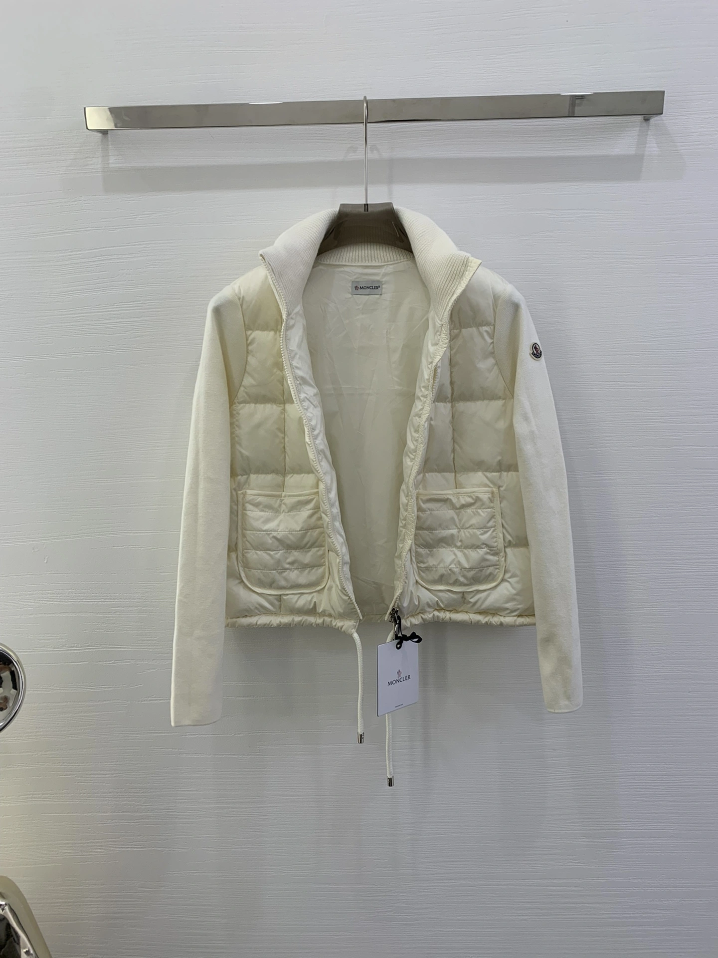 Moncler Down Jackets HighQuality 145915