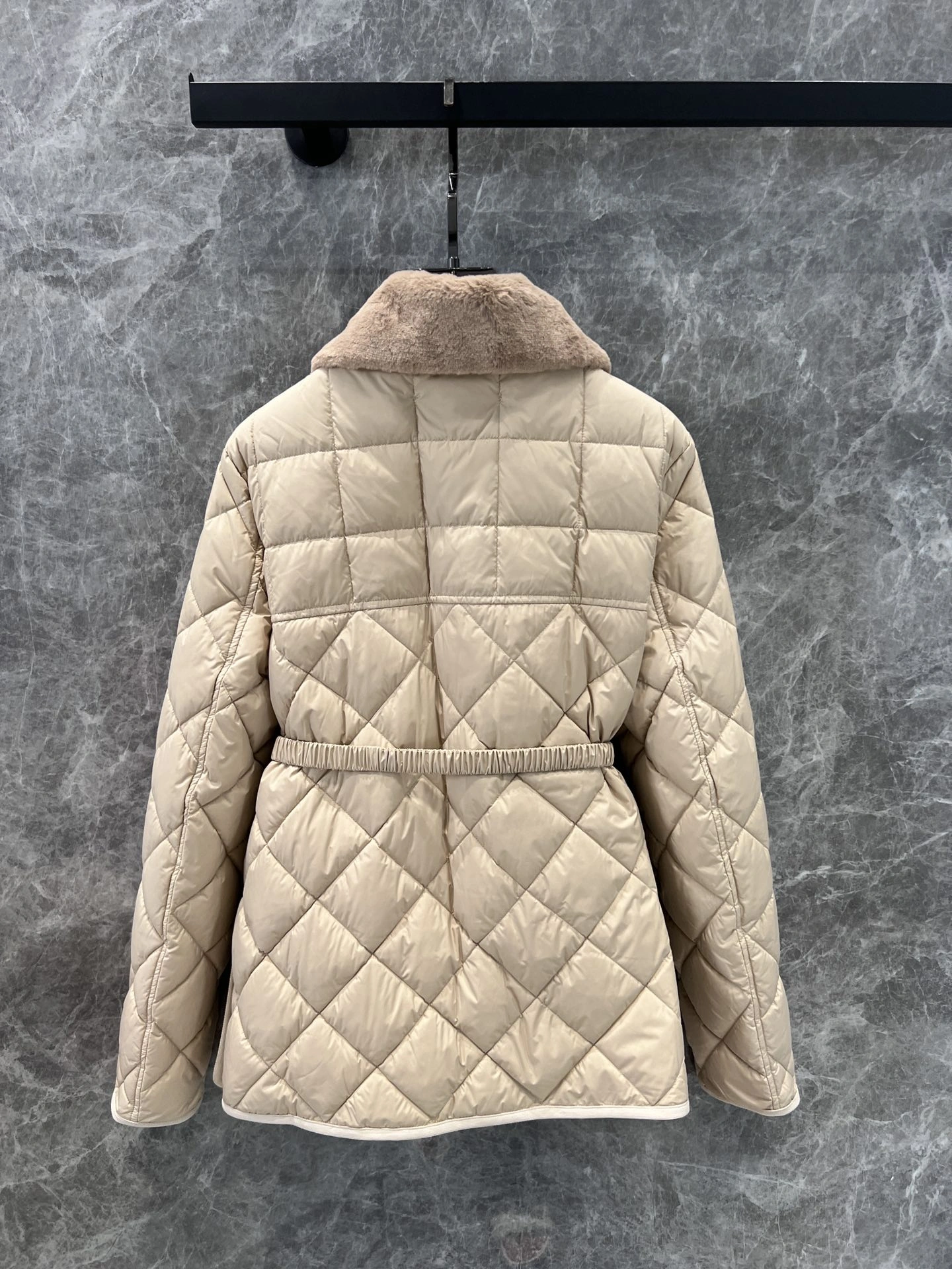 Moncler Down Jackets Timeless 145919