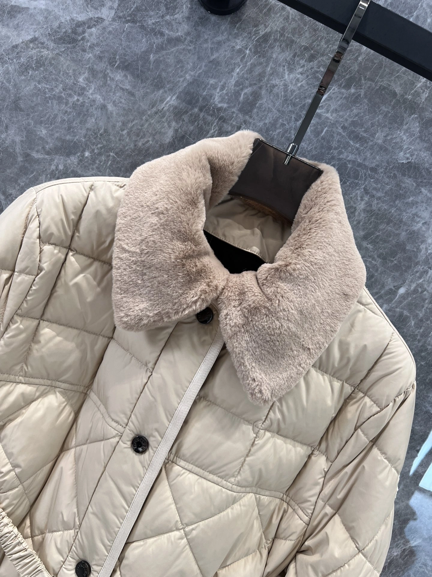Moncler Down Jackets Timeless 145919