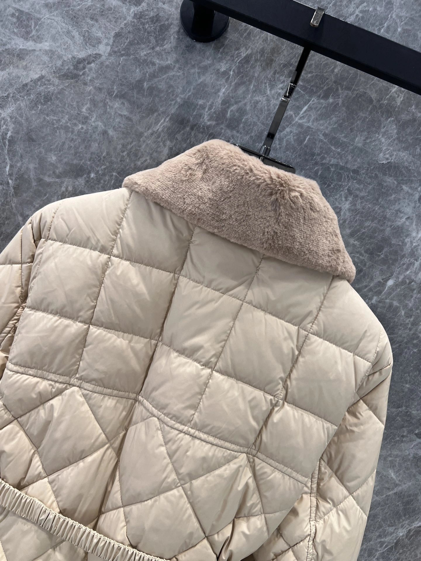 Moncler Down Jackets Timeless 145919