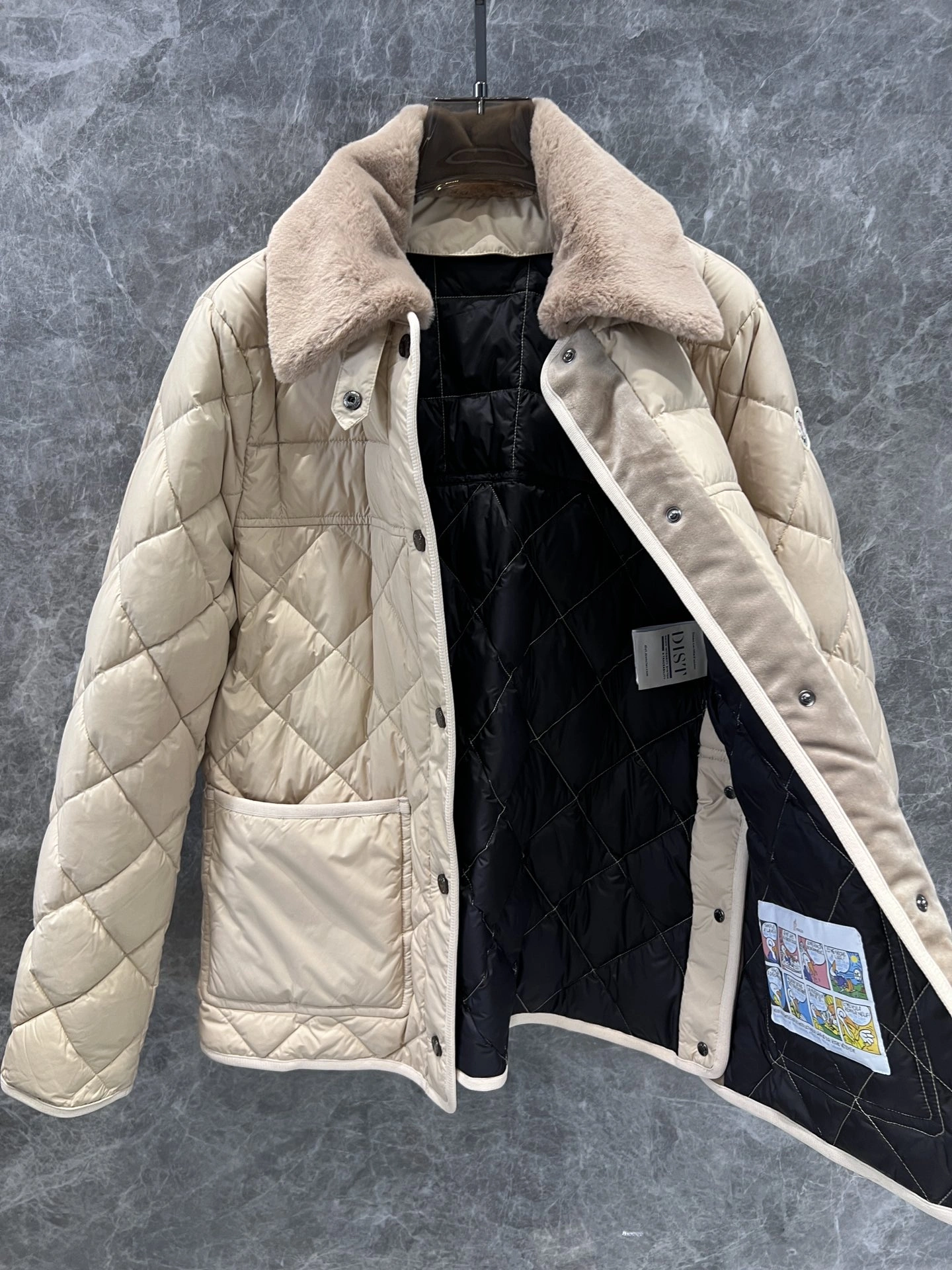Moncler Down Jackets Timeless 145919