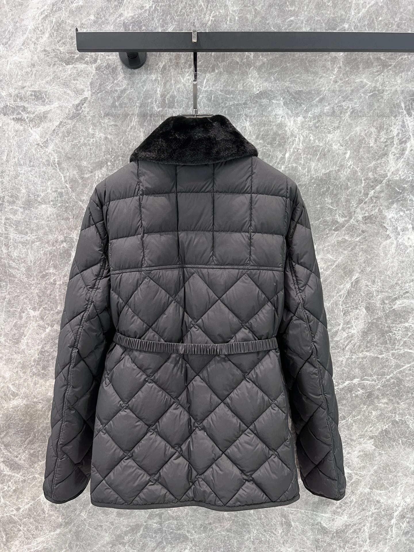Moncler Down Jackets FastDry 145903