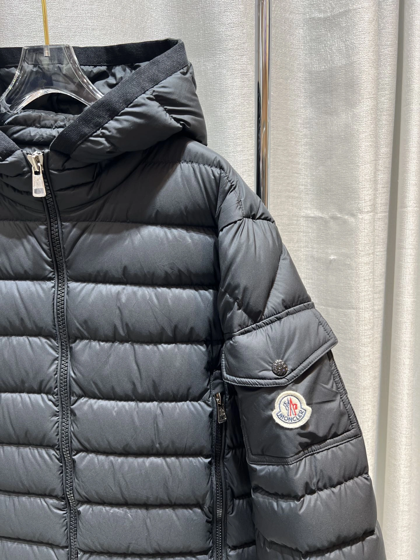 Durable Moncler Down Jackets 145906