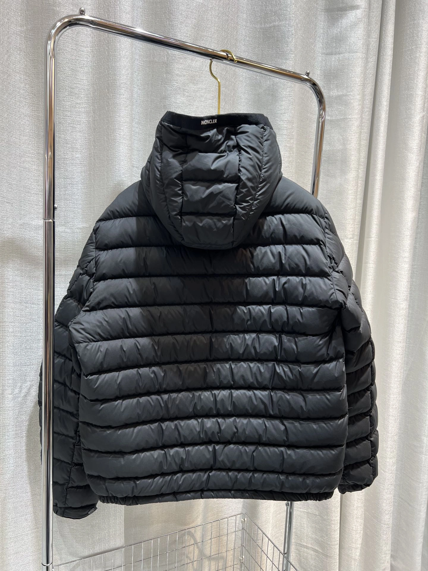 Durable Moncler Down Jackets 145906