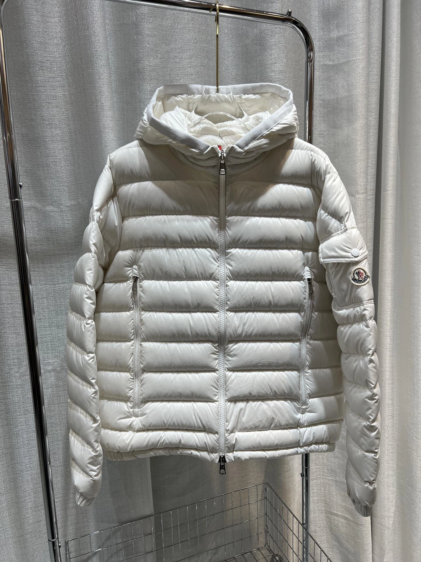 Moncler Down Jackets ZeroBulk 145905