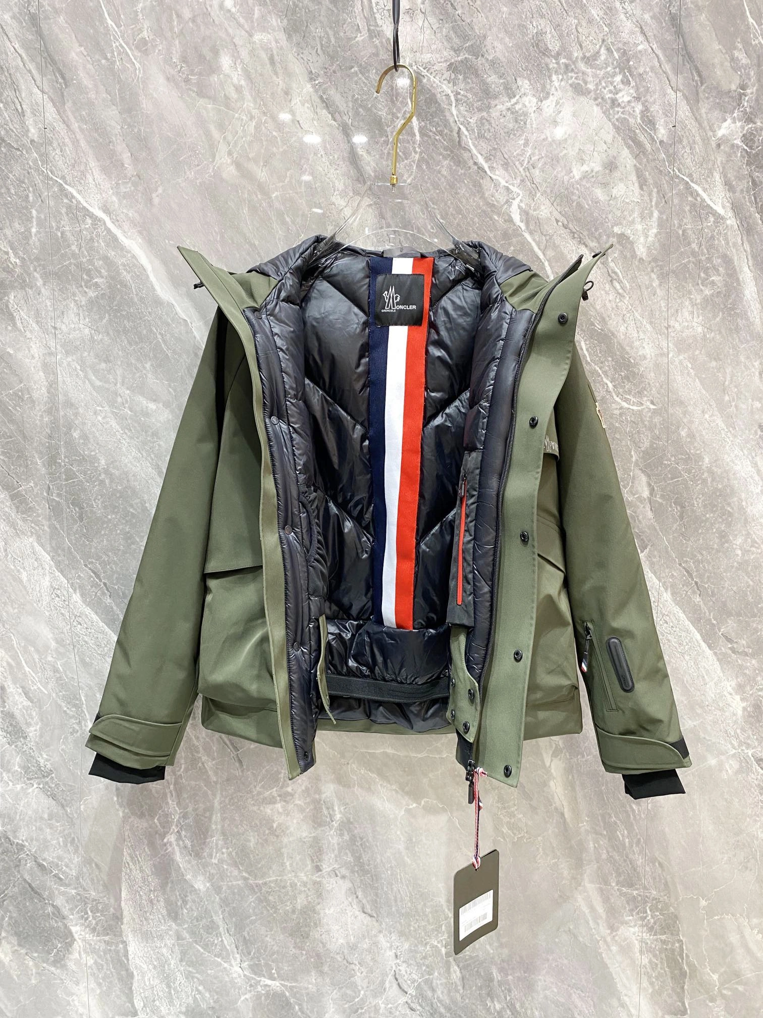 MoistureWicking Moncler Down Jackets 145912