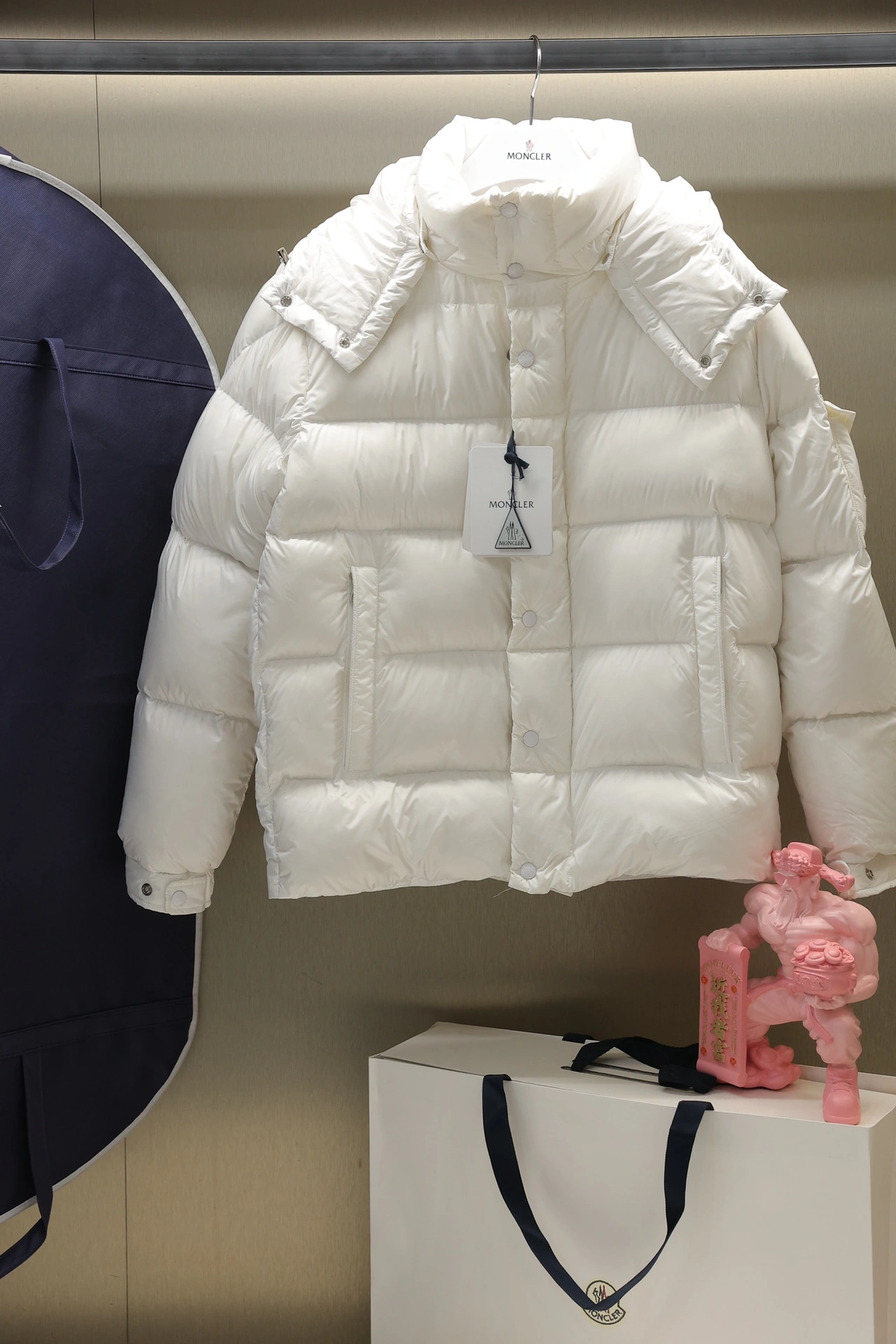 SunProtective Moncler Down Jackets 145929