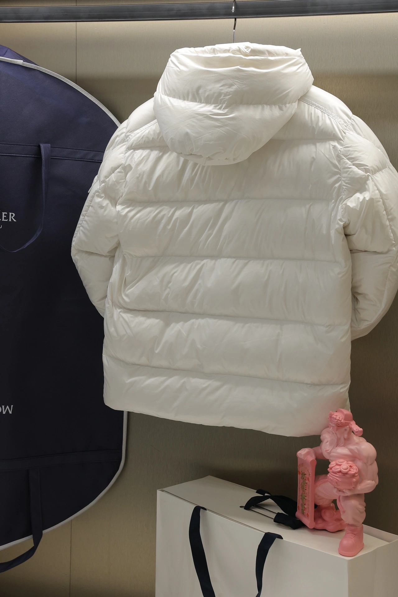 SunProtective Moncler Down Jackets 145929