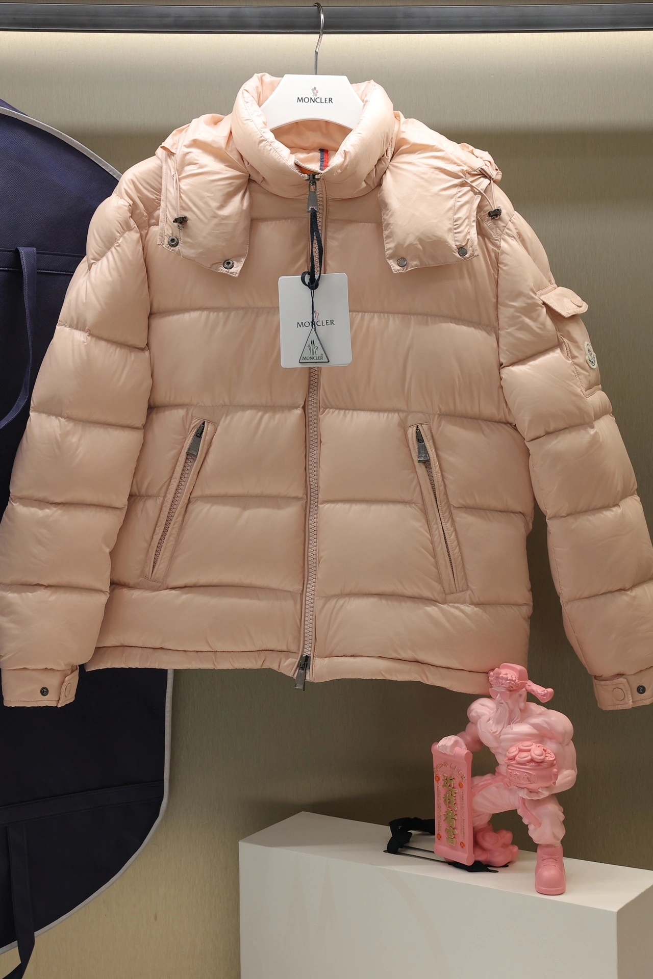Moncler Down Jackets Comfortable 145927