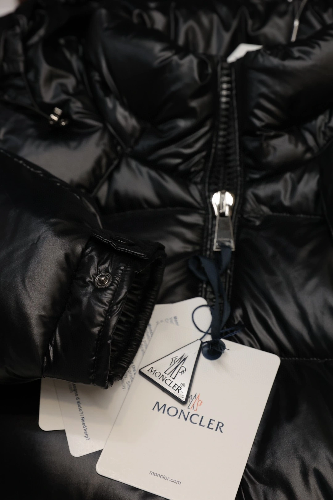 Moncler Down Jackets Lightweight 145914
