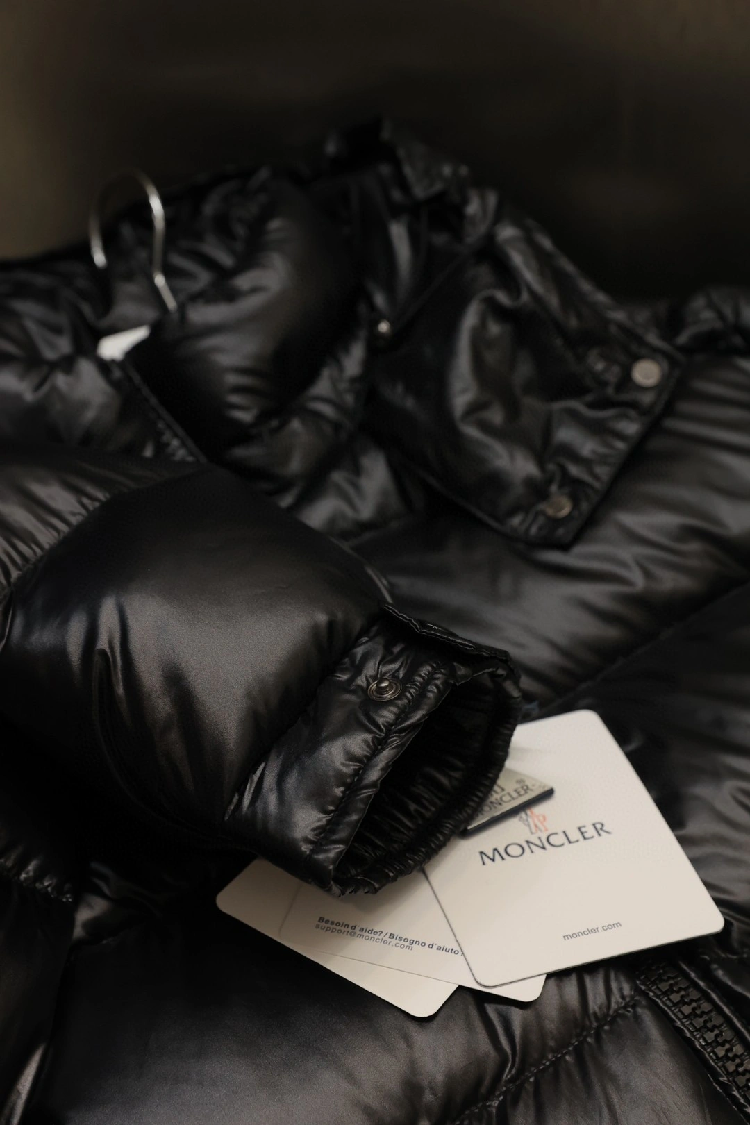 Moncler Down Jackets Lightweight 145914
