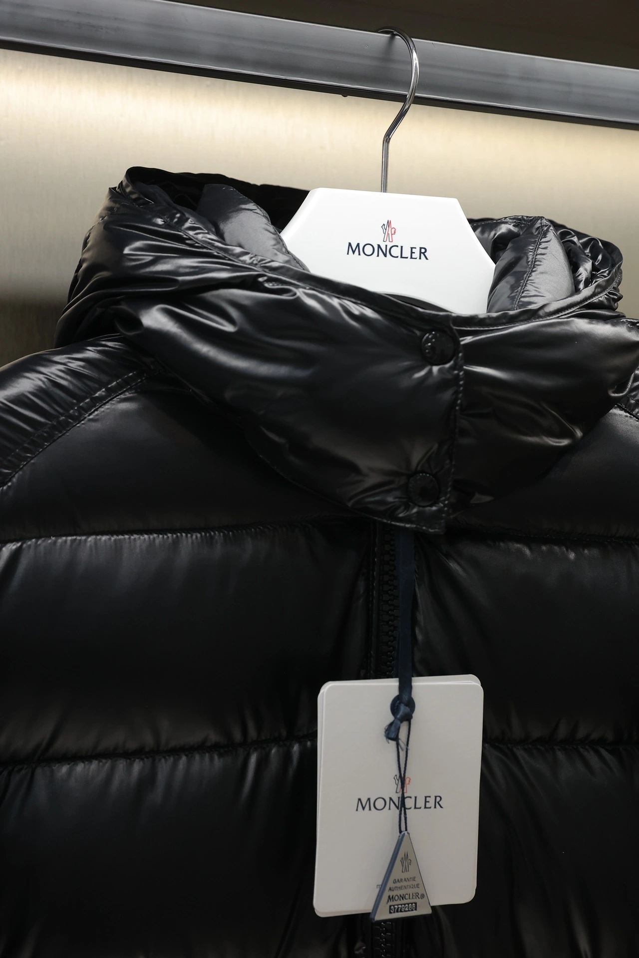 Moncler Down Jackets Lightweight 145914