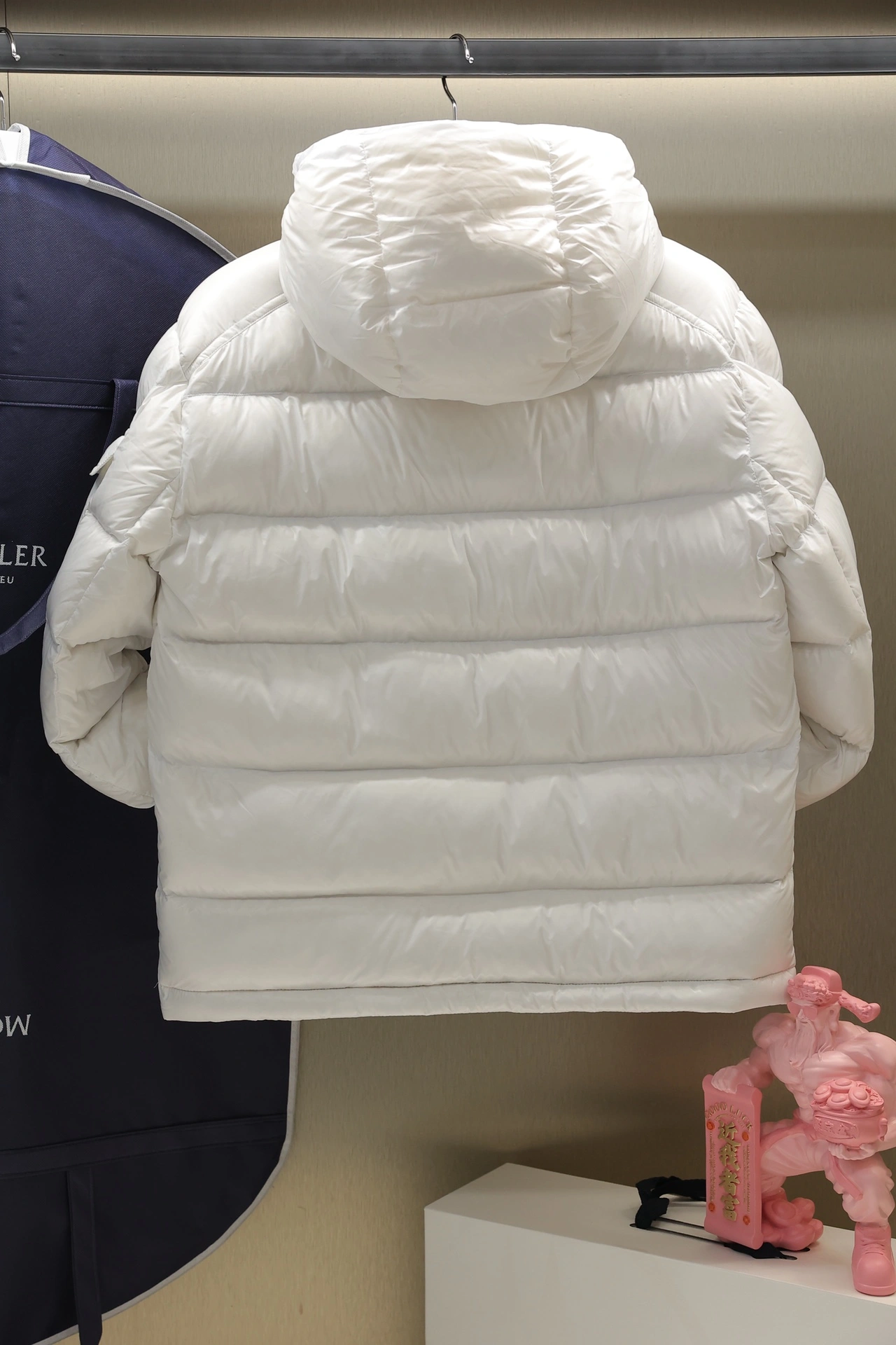 Moncler Down Jackets Contemporary 145930