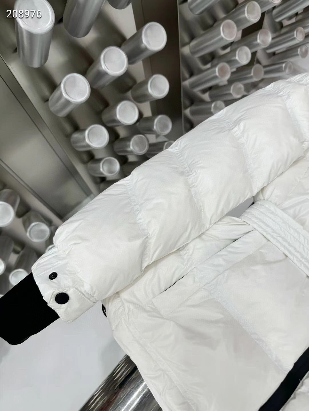 Moncler Down Jackets Resilient 145908