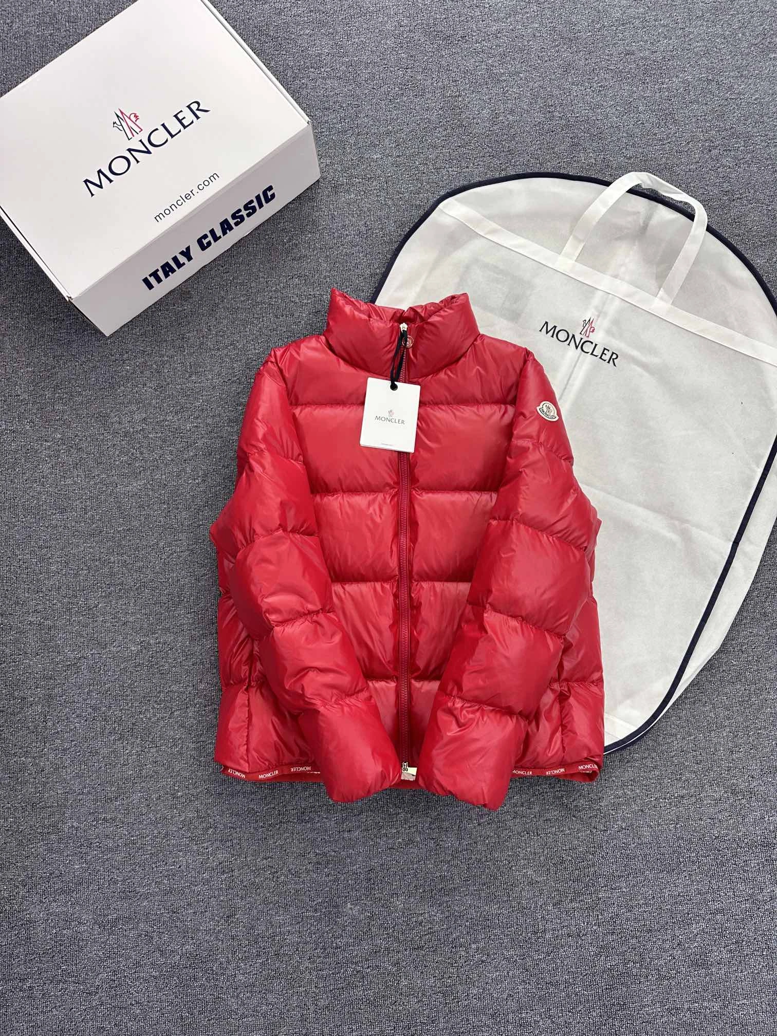 Cozy Moncler Down Jackets 145895