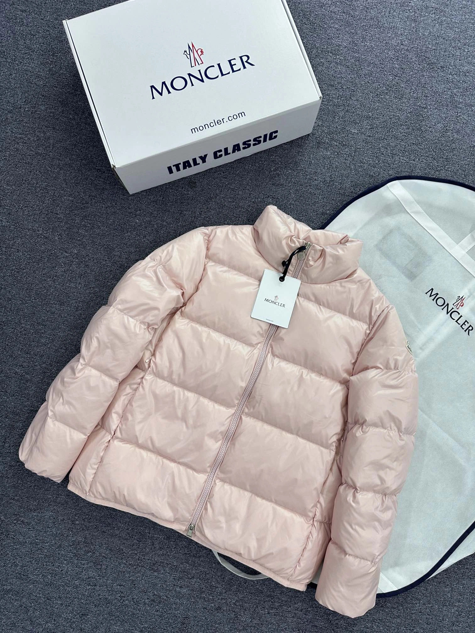 Moncler Down Jackets FastDry 145896