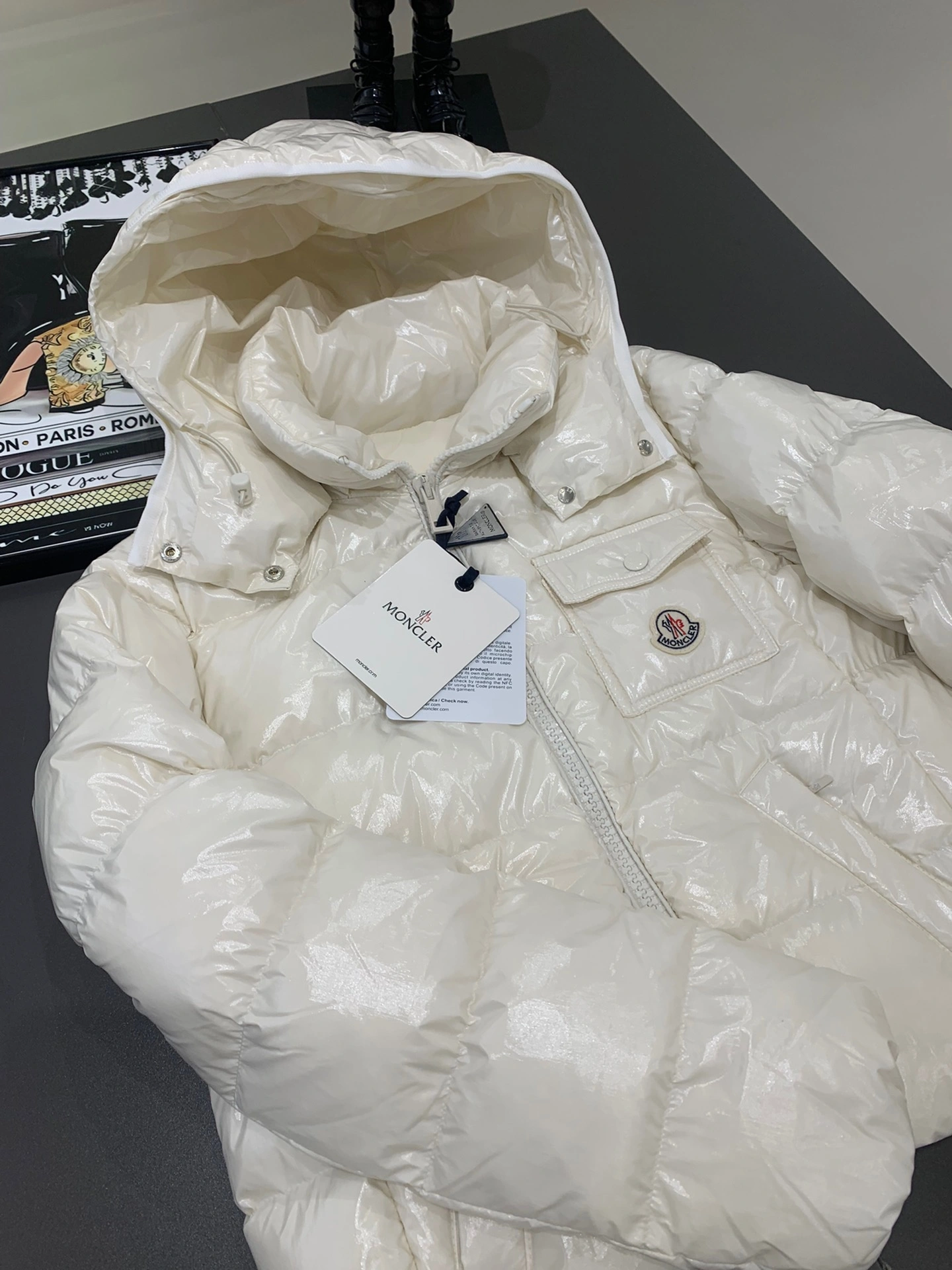 ModernLook Moncler Down Jackets 145885