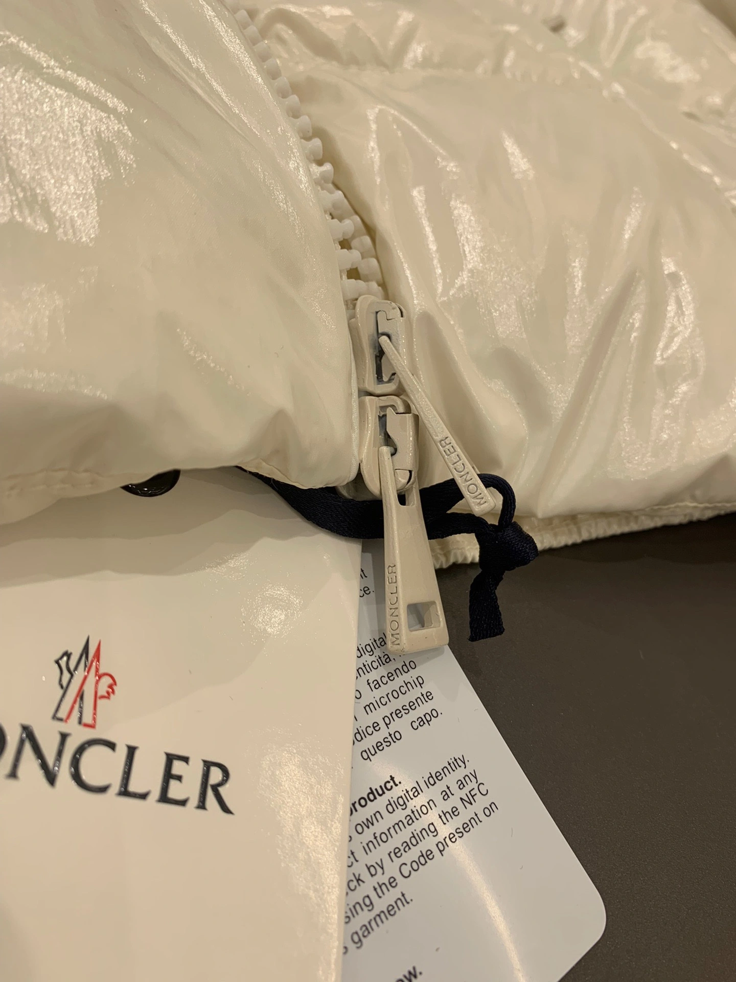 ModernLook Moncler Down Jackets 145885