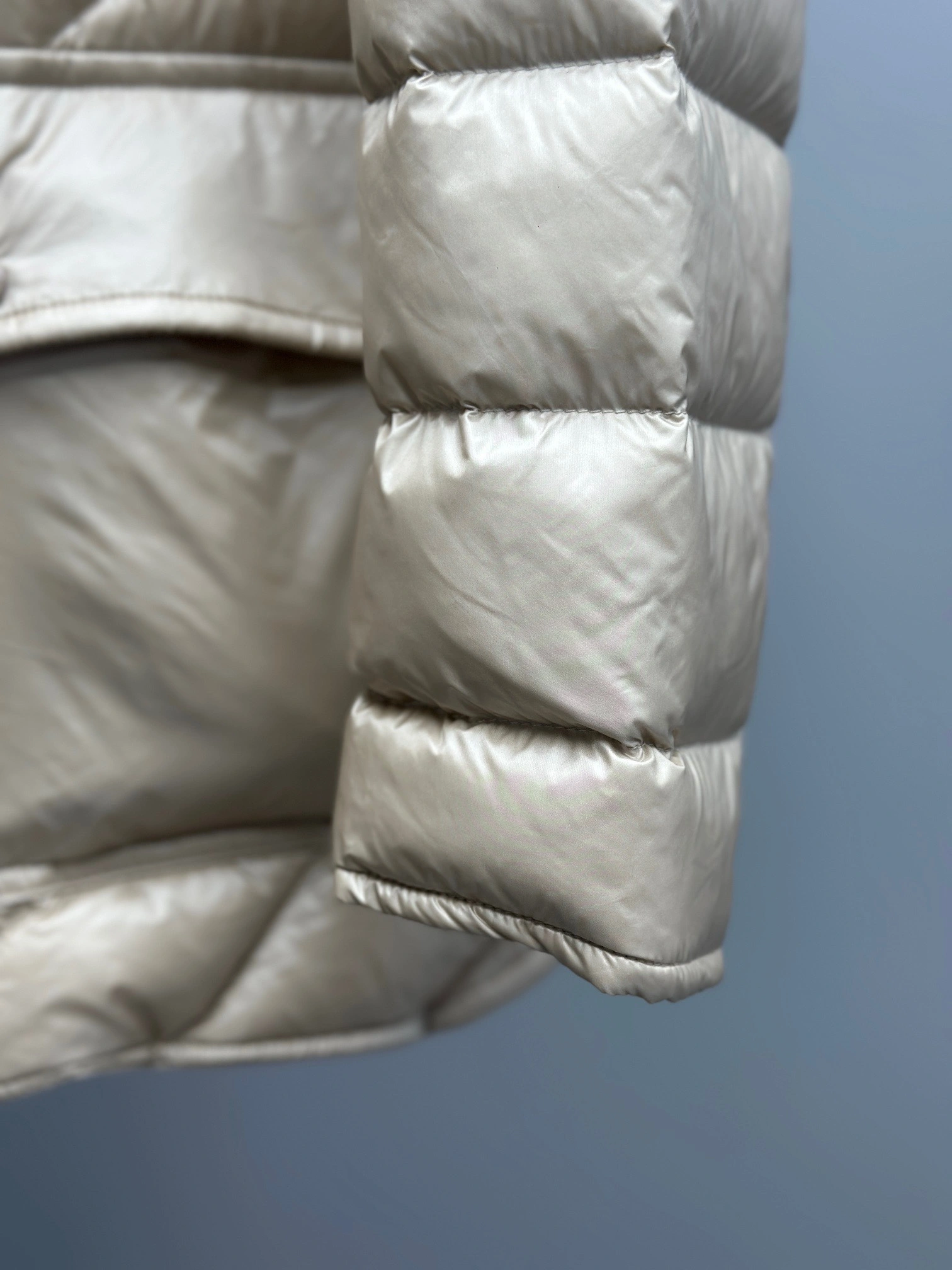 Bright Moncler Down Jackets 145882