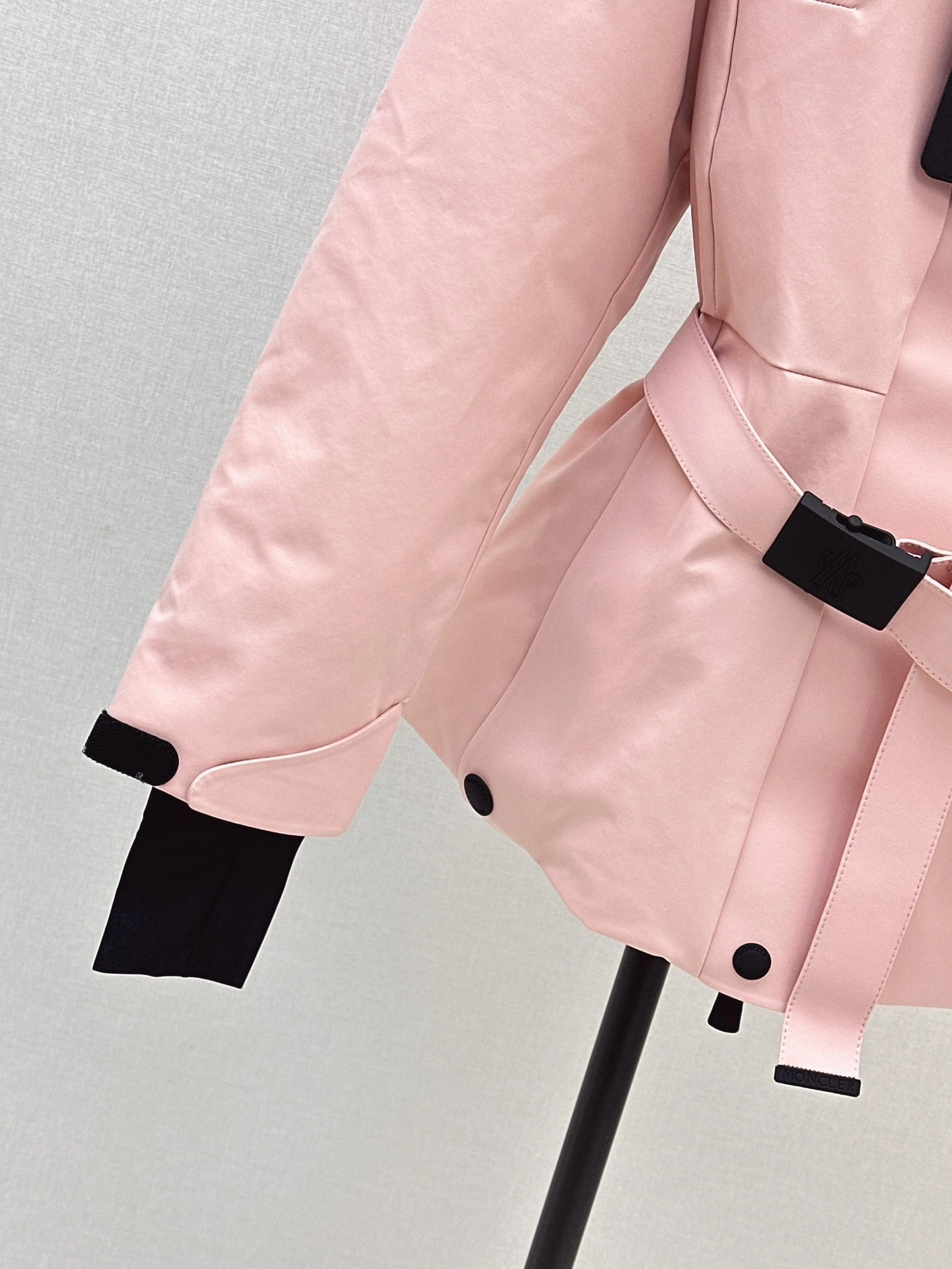 Moncler Down Jackets Durable 145867
